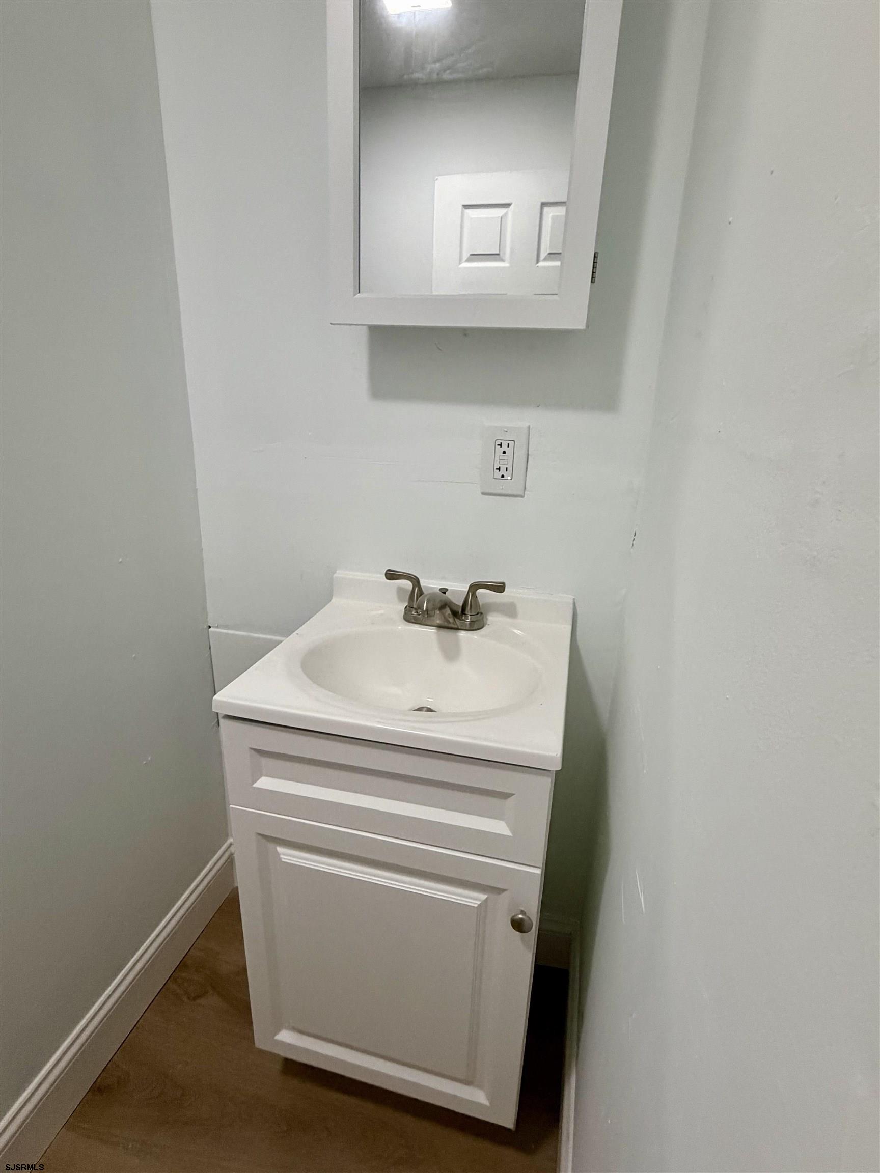 37 N Massachusetts Avenue Atlantic City NJ 08401