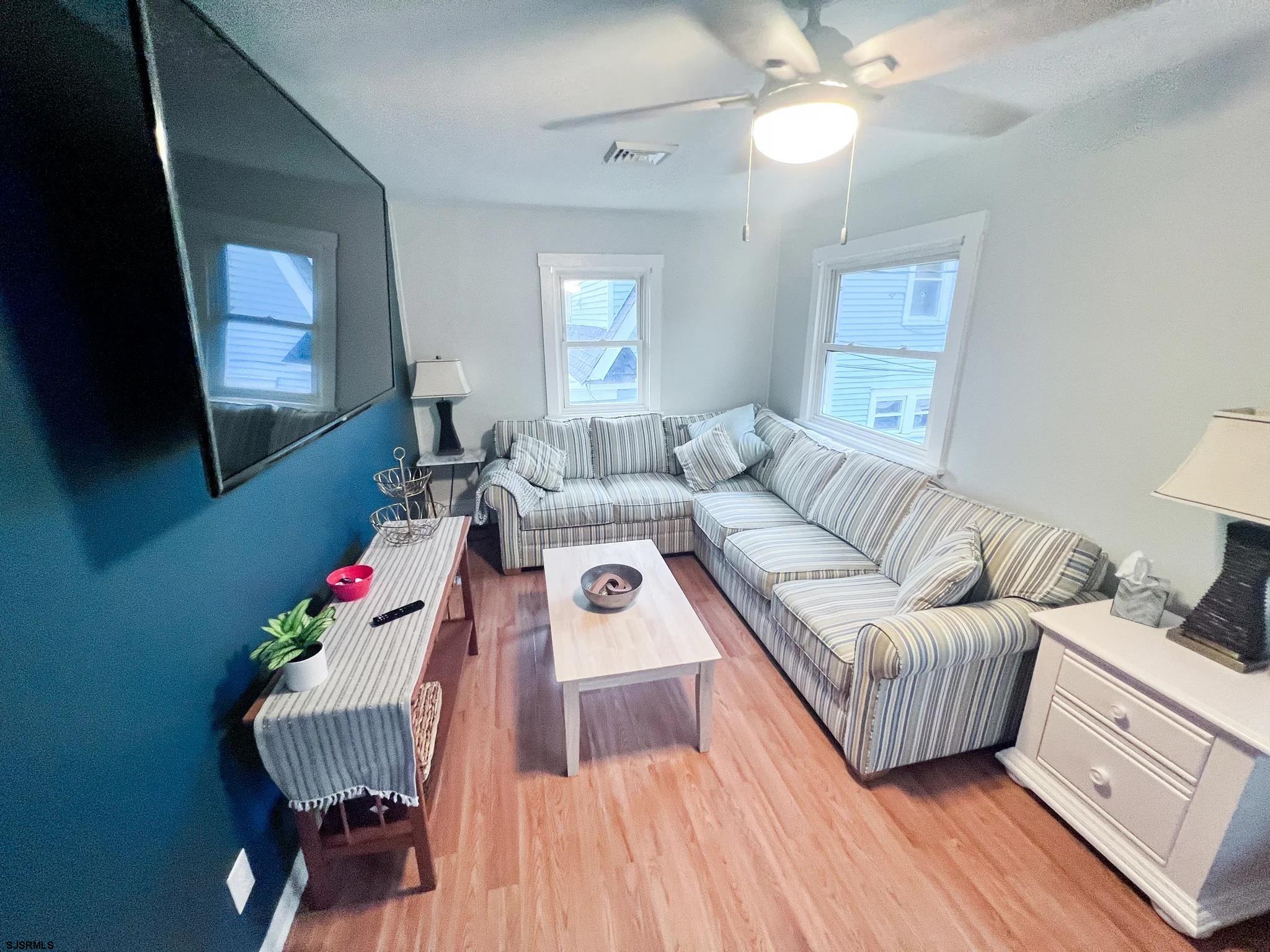 17 E Connecticut Avenue Somers Point NJ 08244