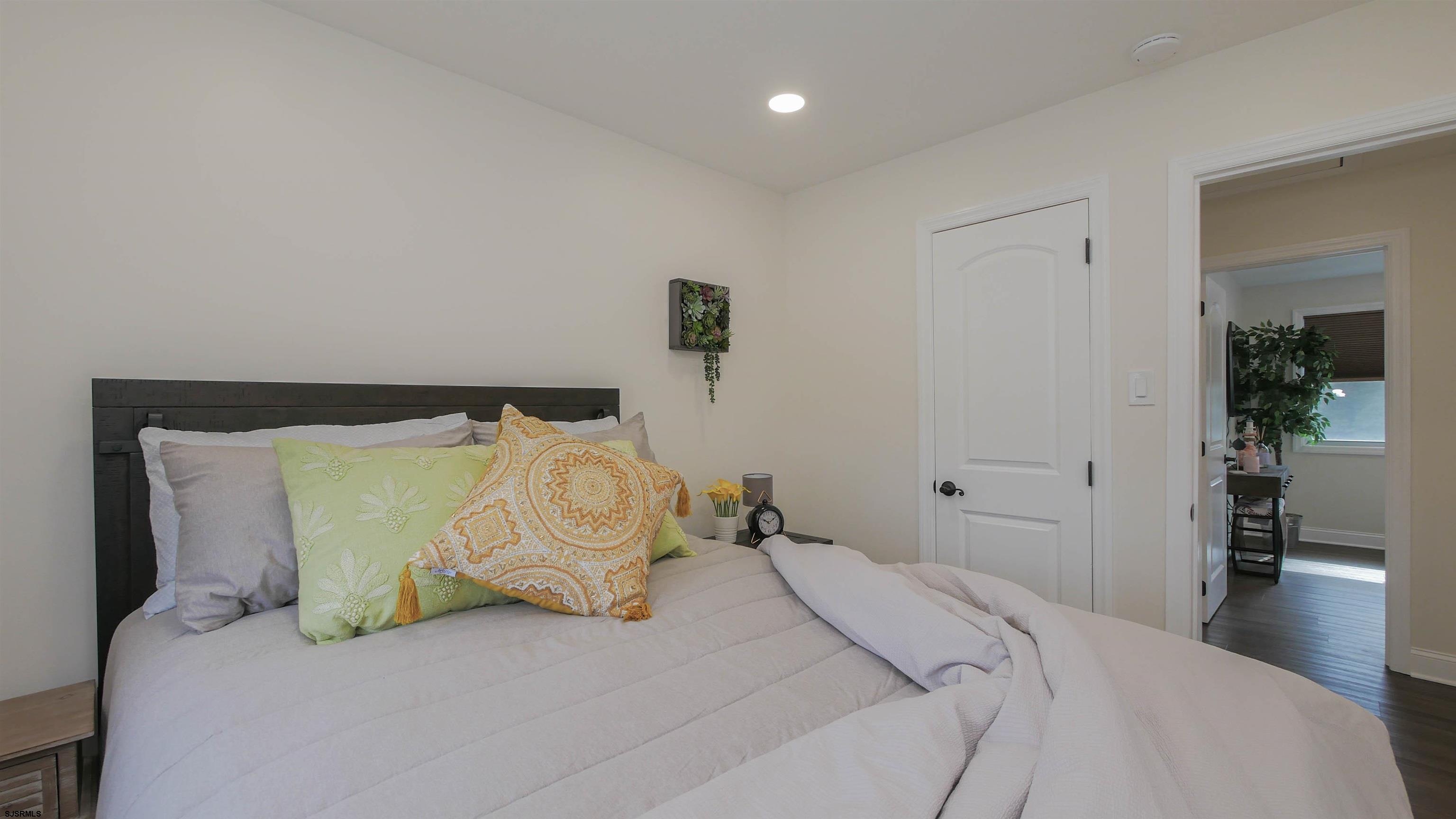12 May Drive Egg Harbor Township NJ 08234