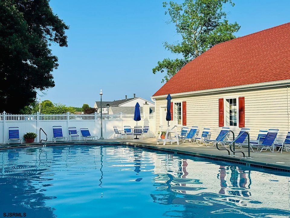122 London Court Egg Harbor Township NJ 08234