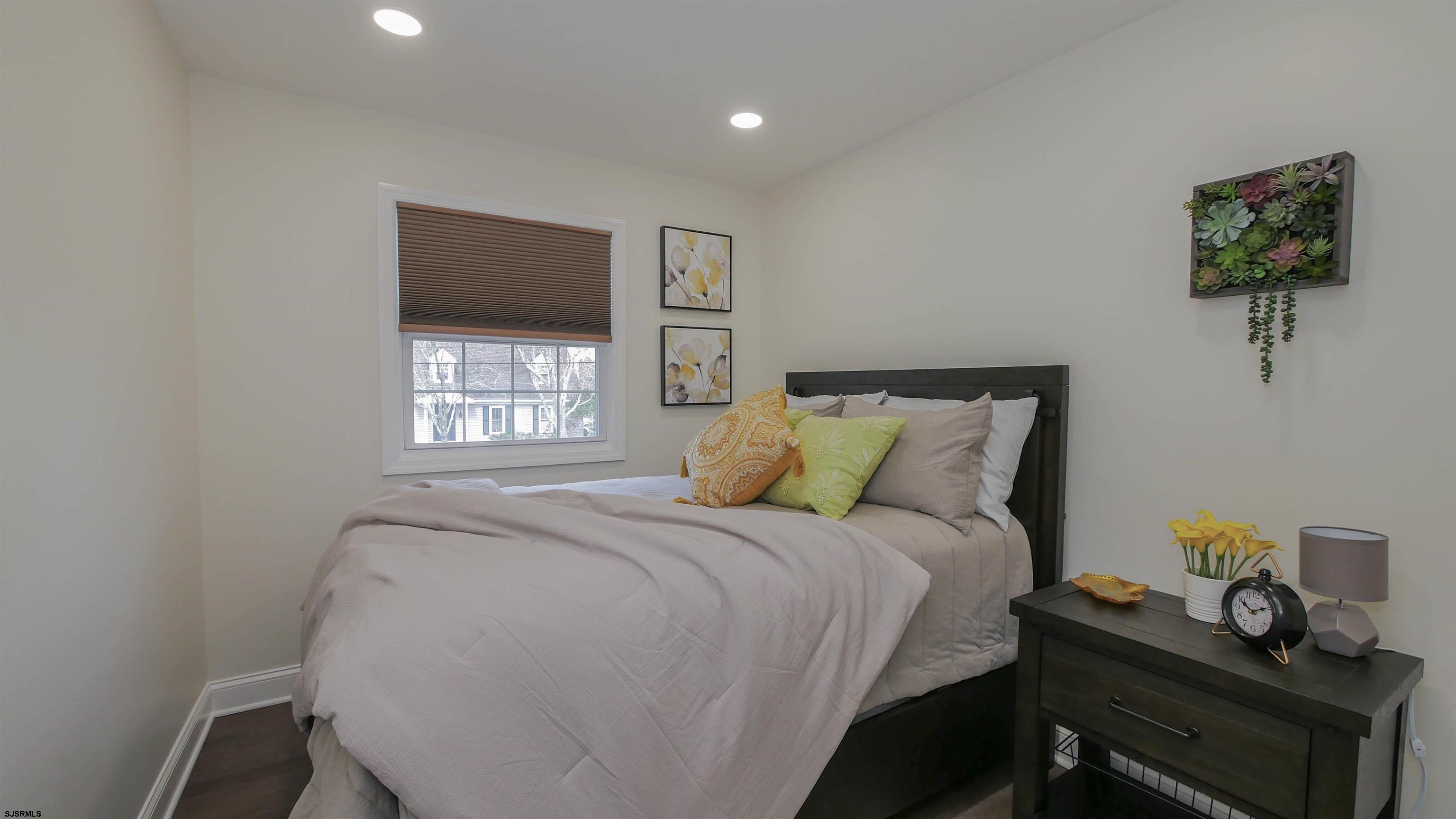 12 May Drive Egg Harbor Township NJ 08234