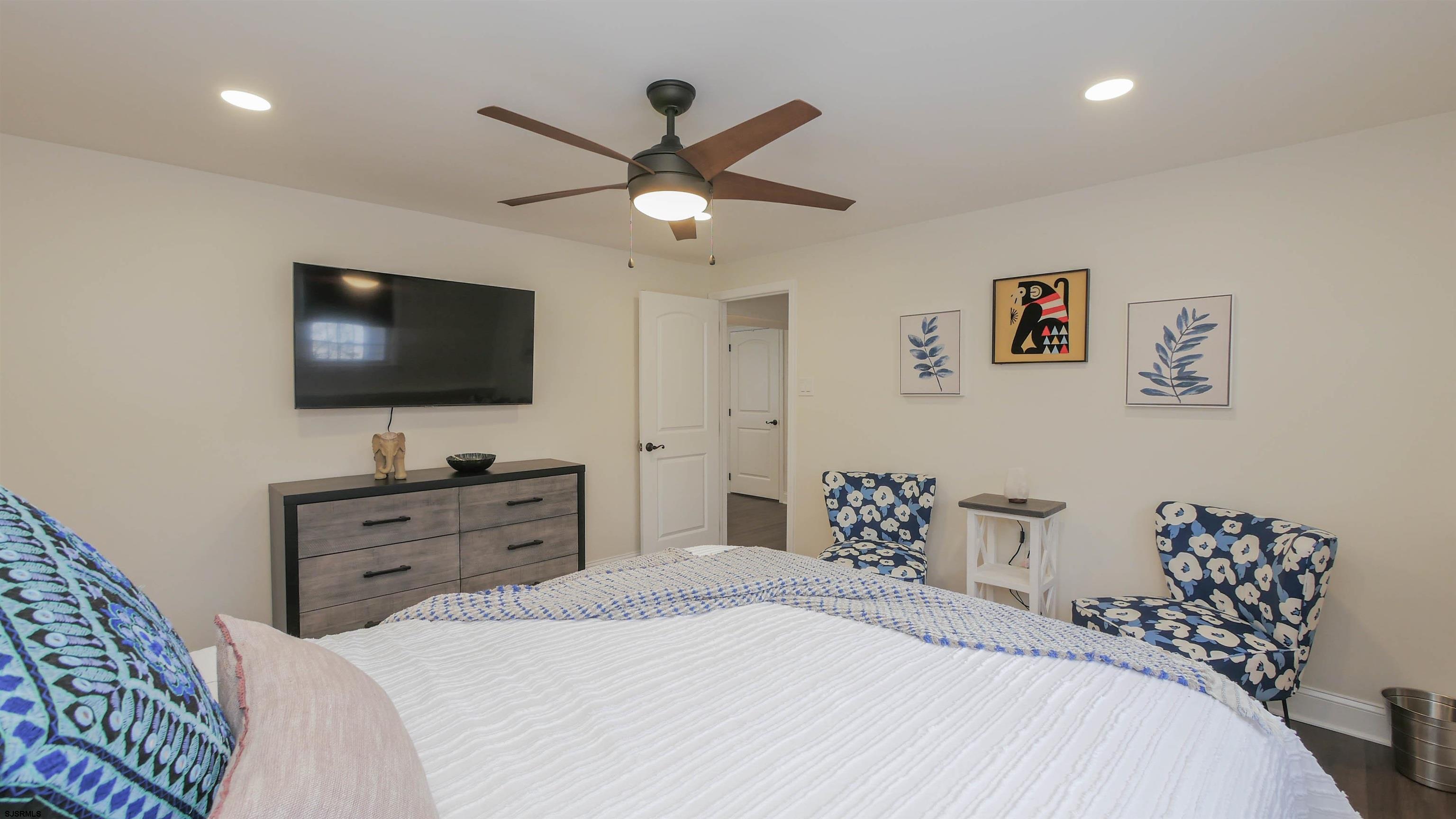 12 May Drive Egg Harbor Township NJ 08234