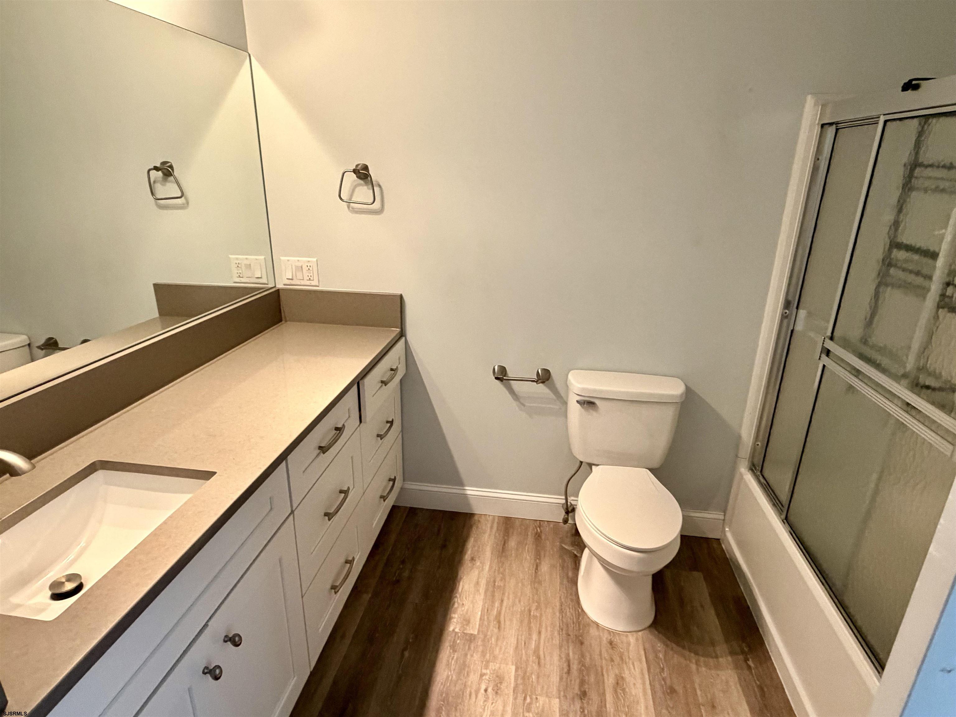1208 S Harbour Cove Somers Point NJ 08244