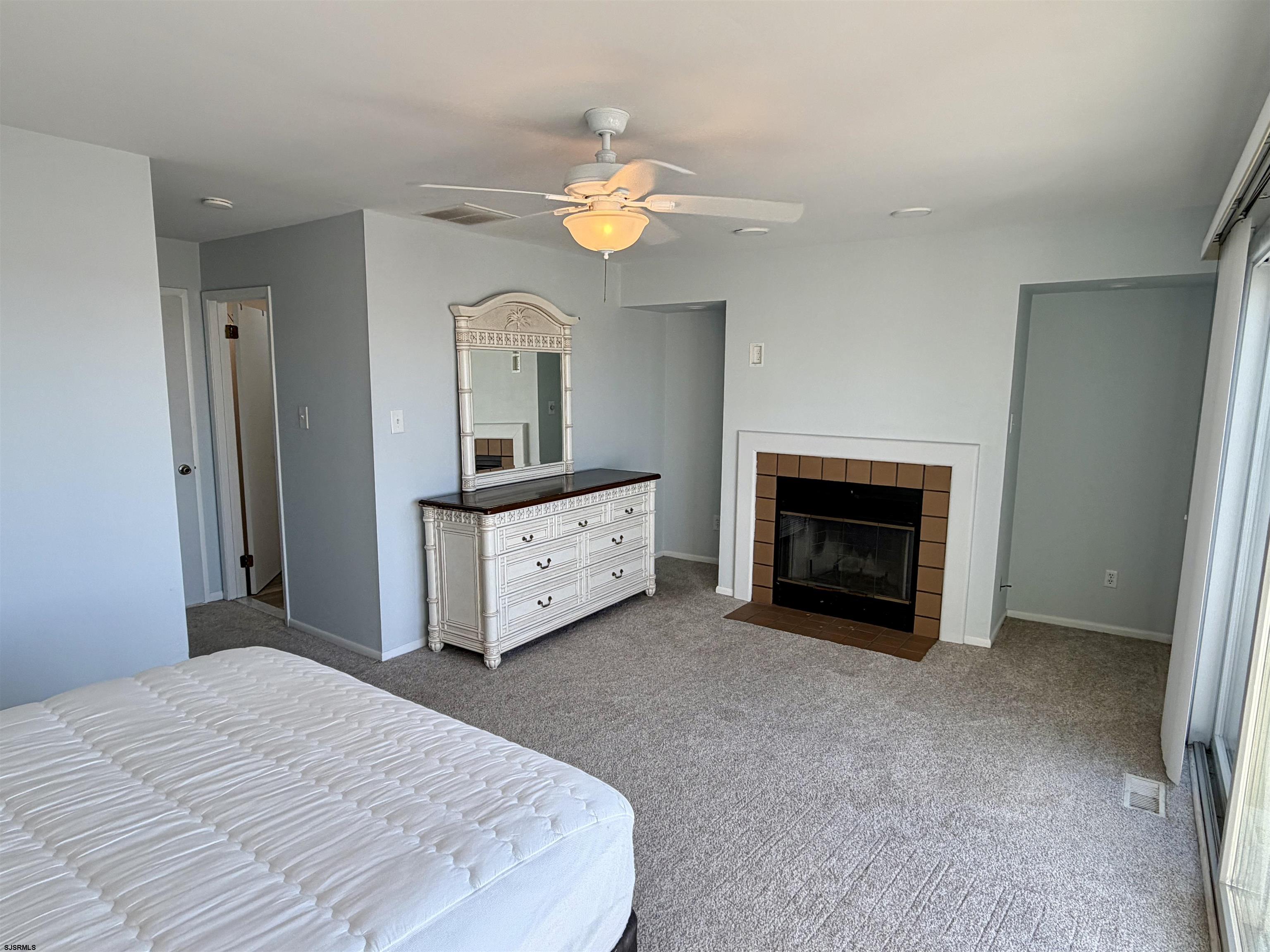 1208 S Harbour Cove Somers Point NJ 08244