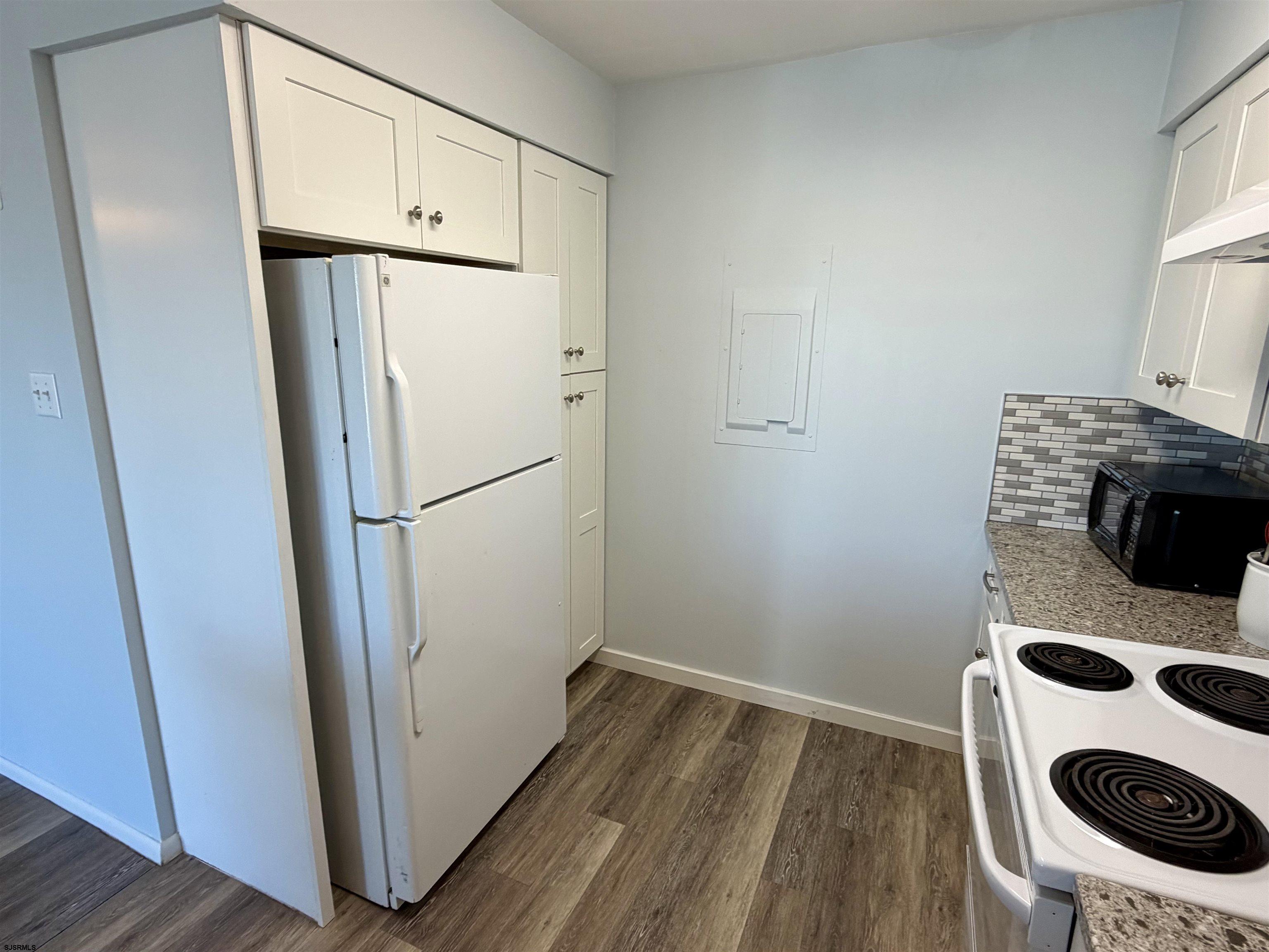 1208 S Harbour Cove Somers Point NJ 08244