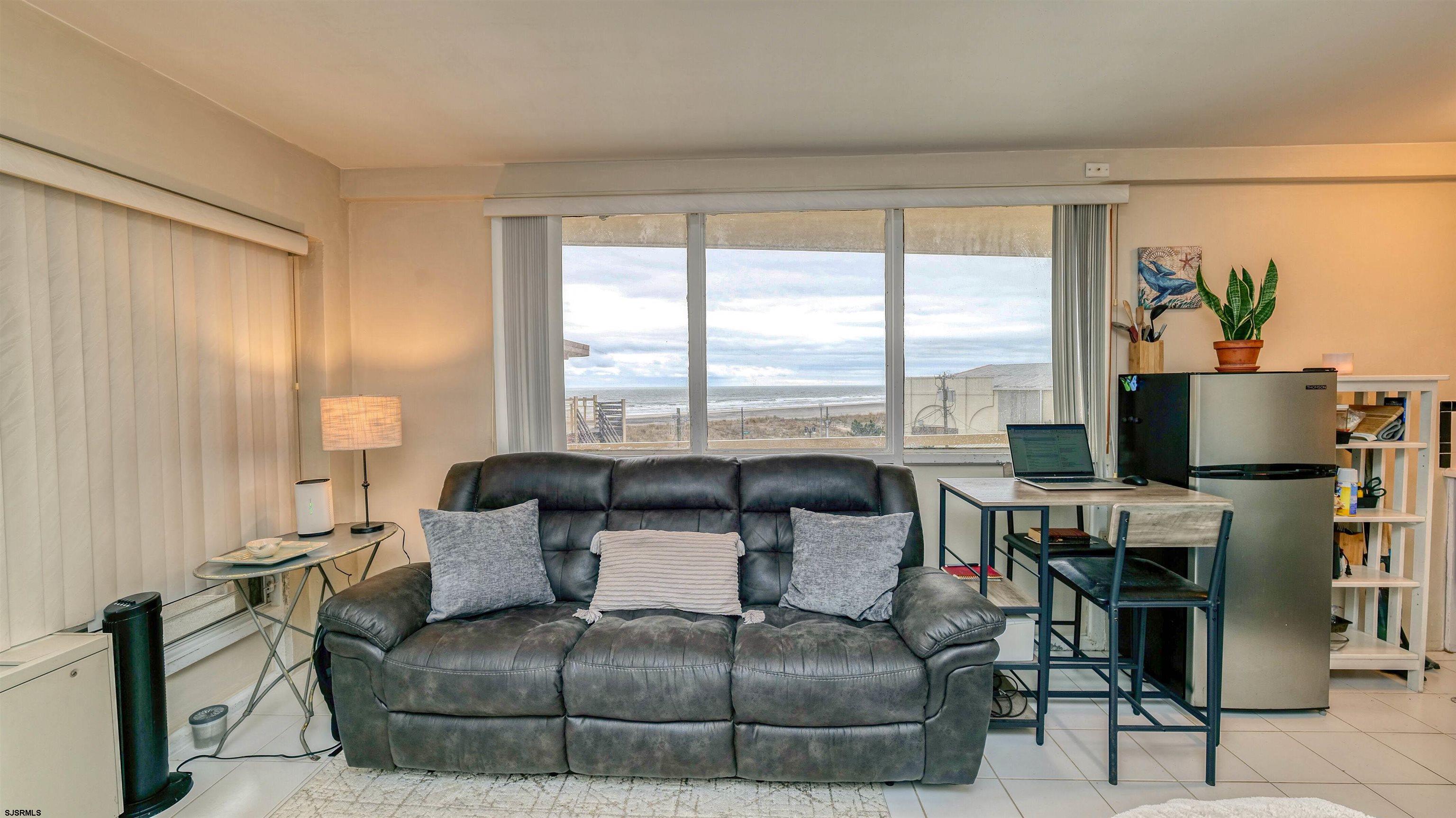 108 S Montpelier Avenue Atlantic City NJ 08401