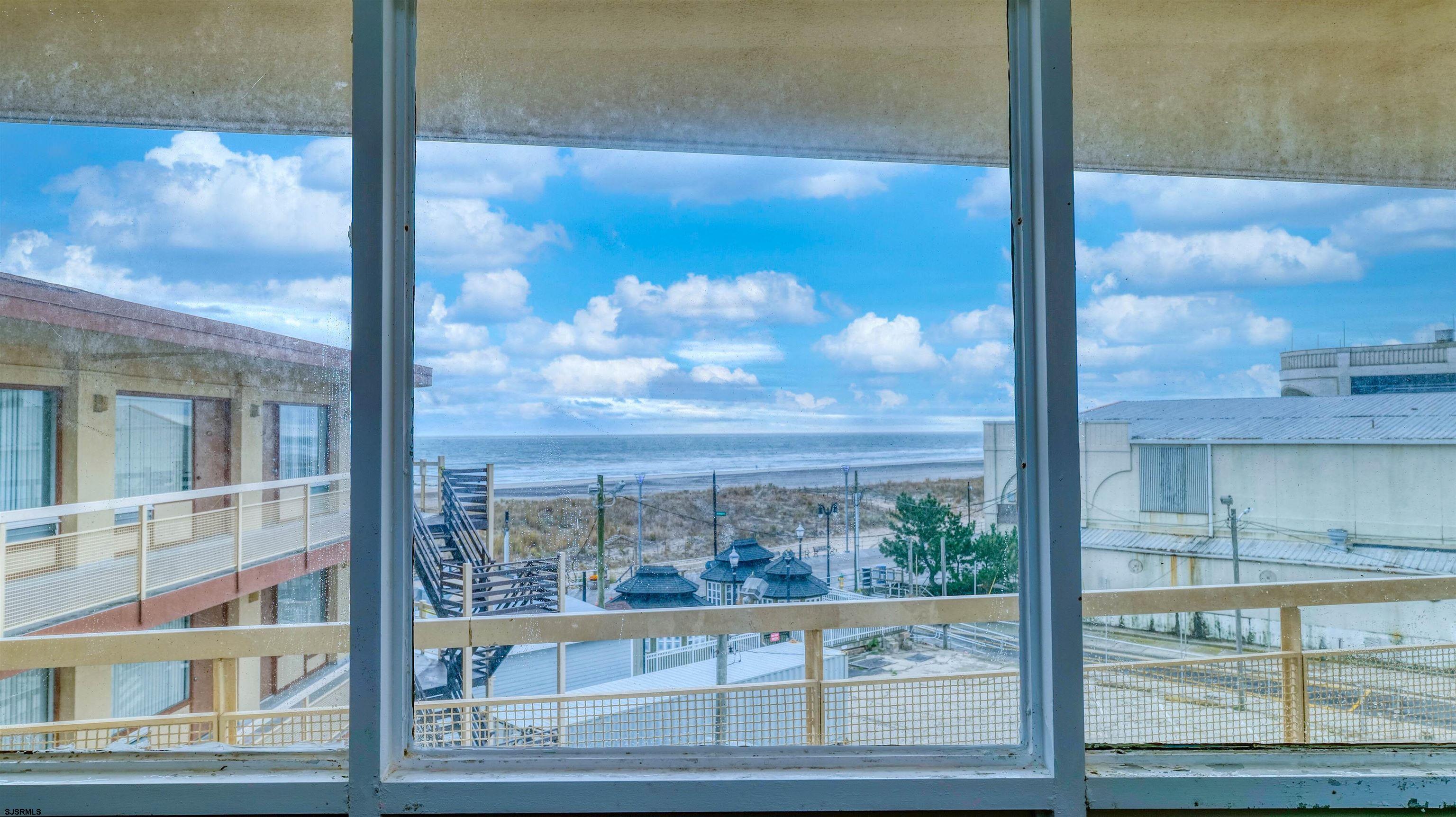 108 S Montpelier Avenue Atlantic City NJ 08401