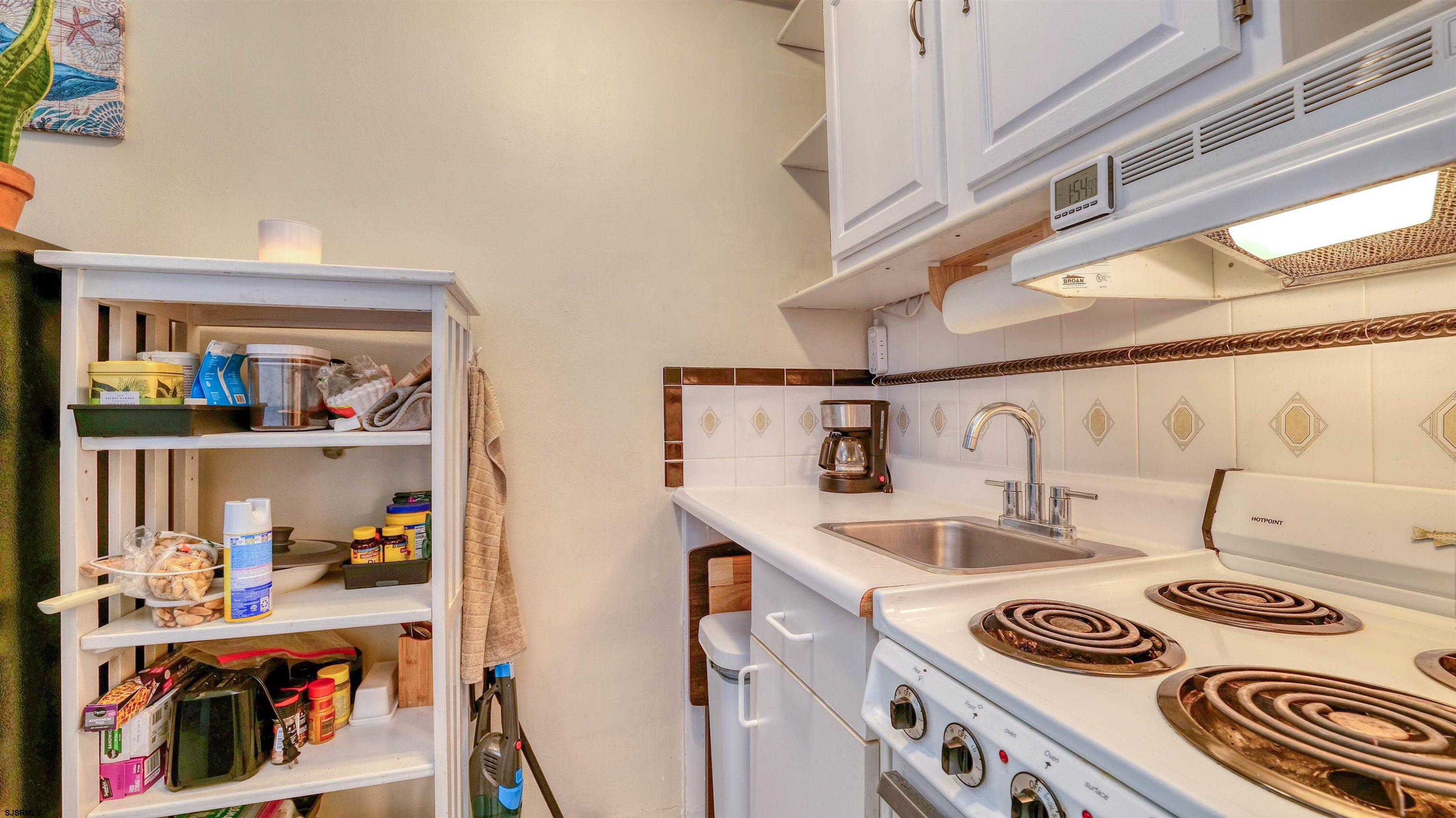 108 S Montpelier Avenue Atlantic City NJ 08401