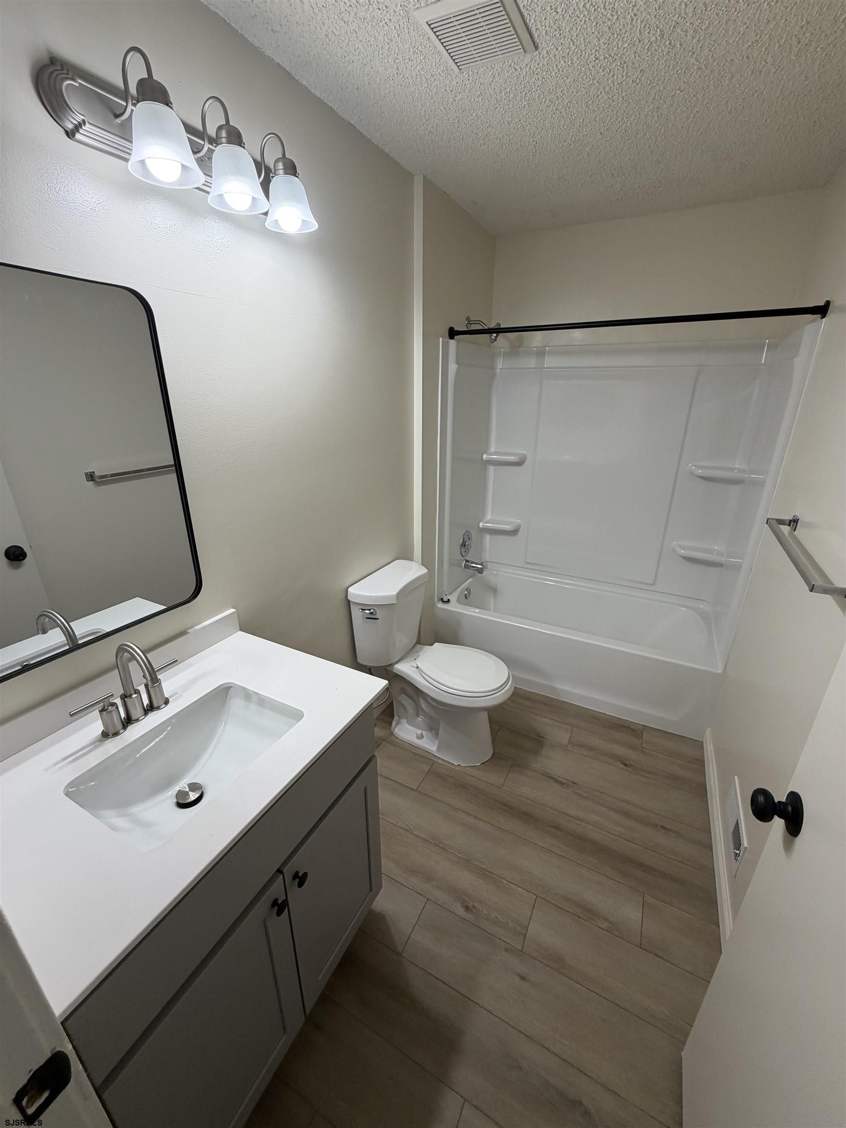163 Colonial Court Galloway Township NJ 08205