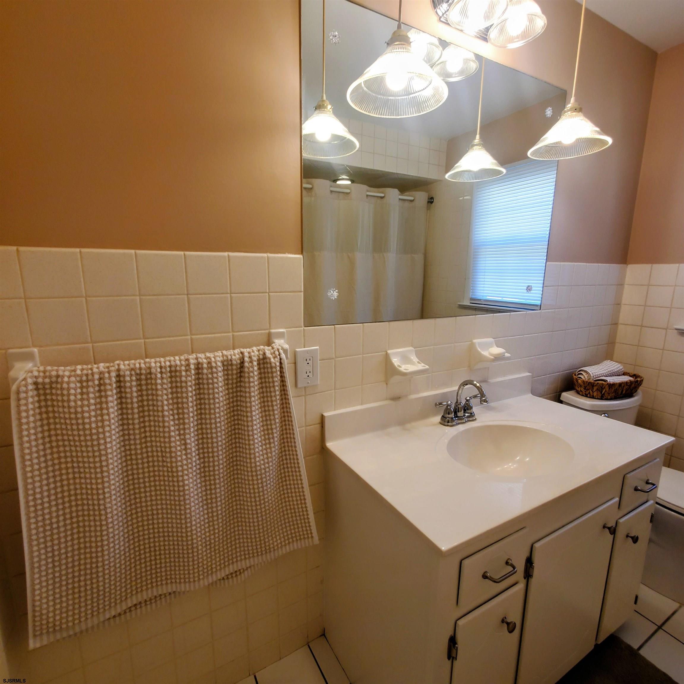 2024 A Beverly Drive Vineland NJ 08360