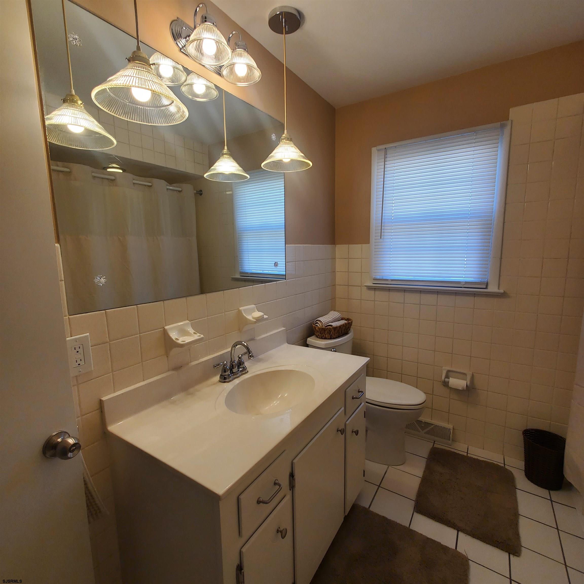 2024 A Beverly Drive Vineland NJ 08360