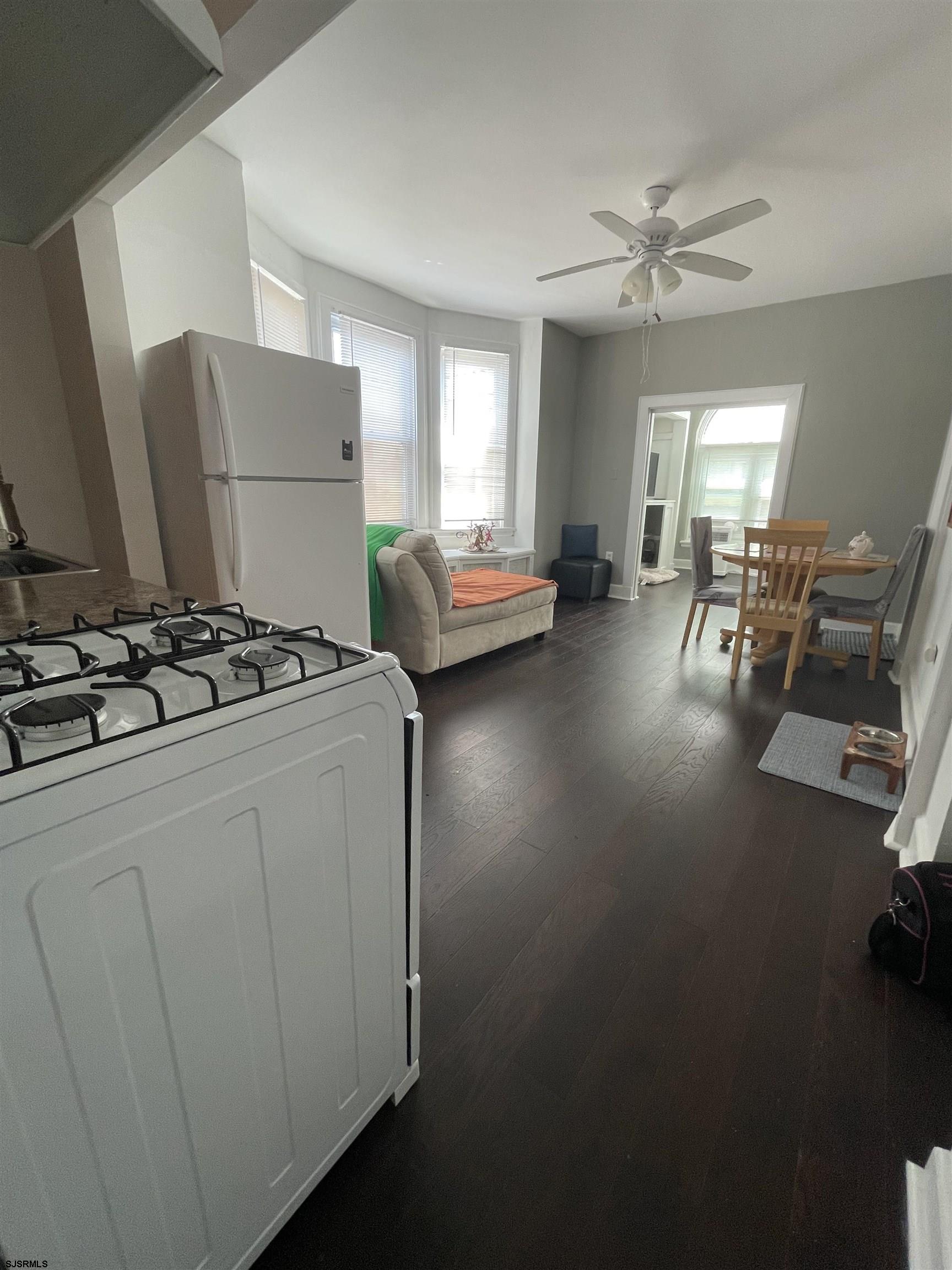 4011 Atlantic Avenue Atlantic City NJ 08401