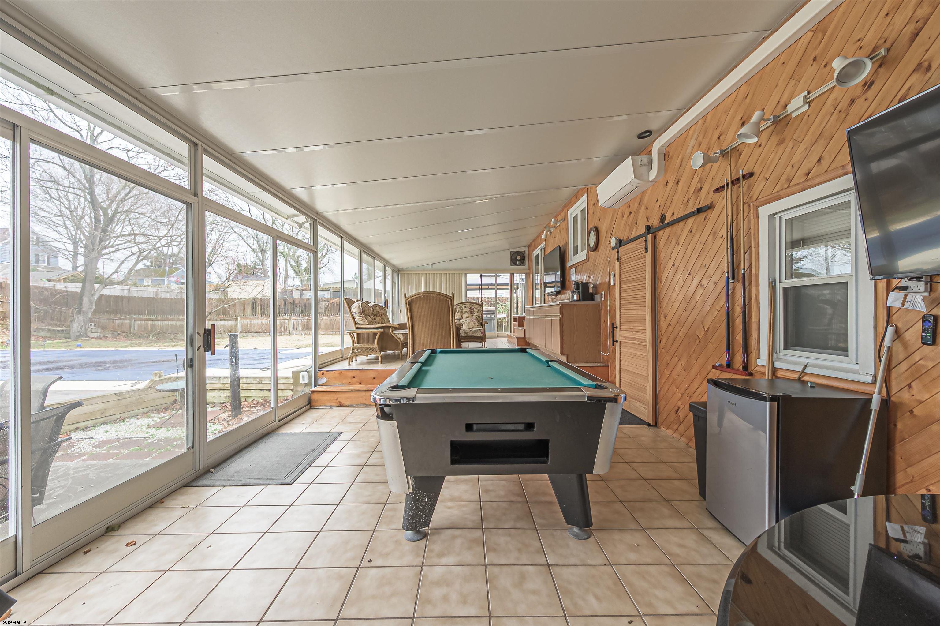 48 W Bolton Avenue Absecon NJ 08201