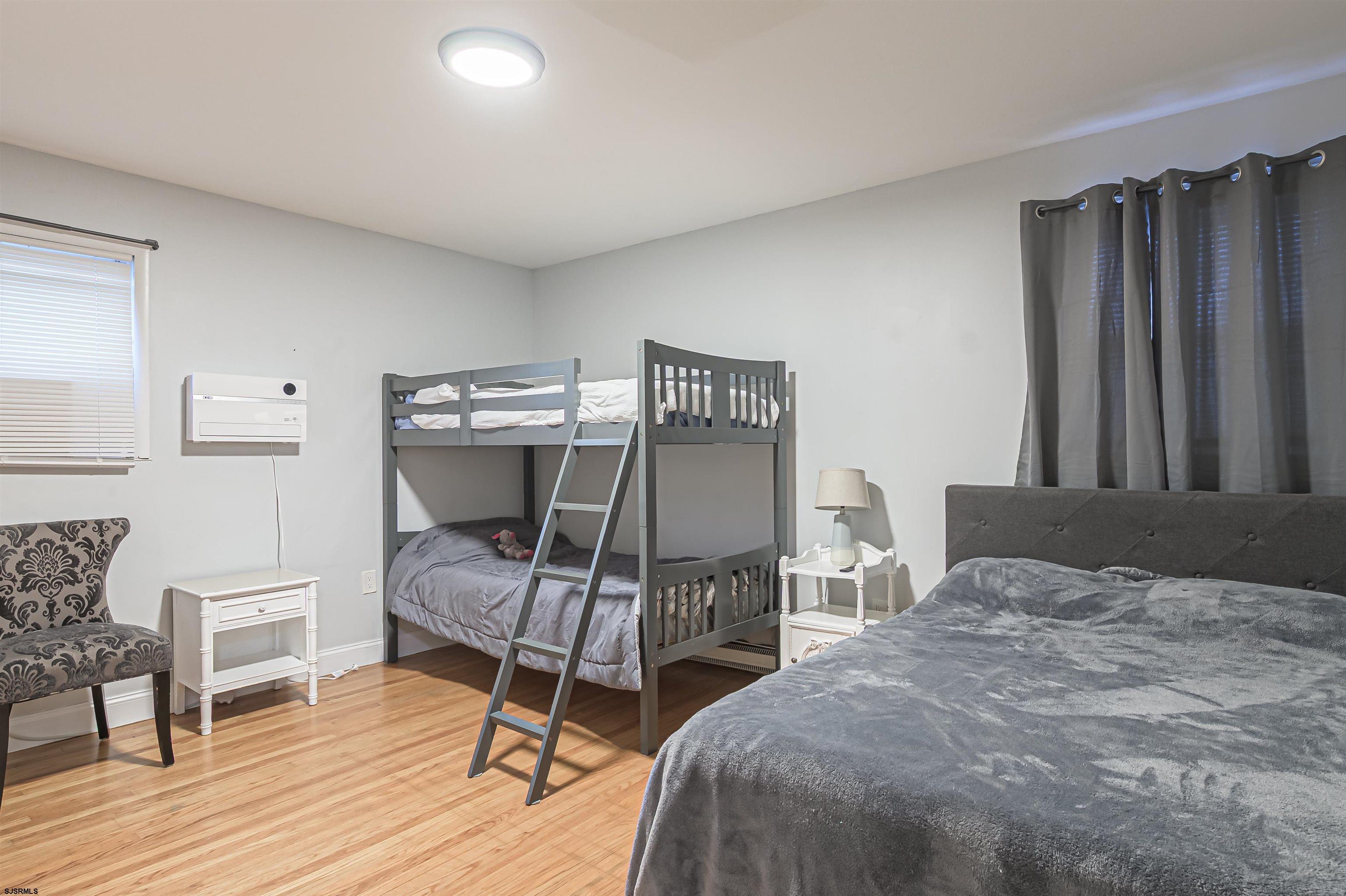 48 W Bolton Avenue Absecon NJ 08201