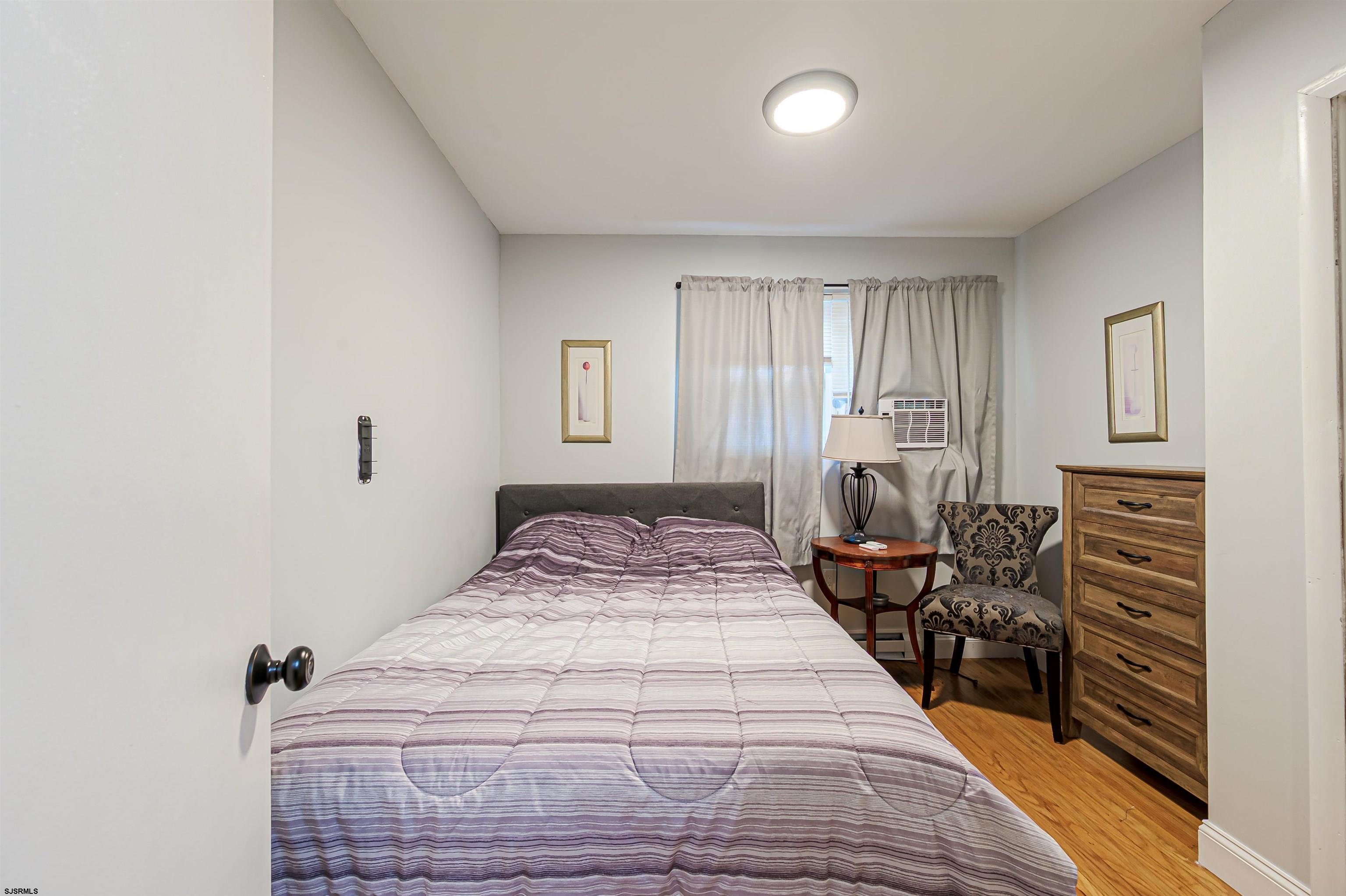 48 W Bolton Avenue Absecon NJ 08201