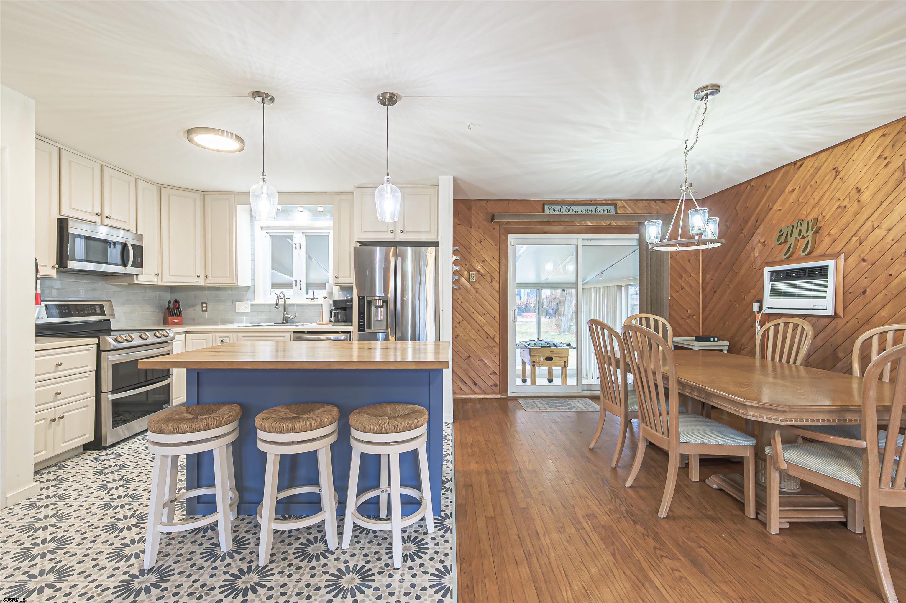 48 W Bolton Avenue Absecon NJ 08201