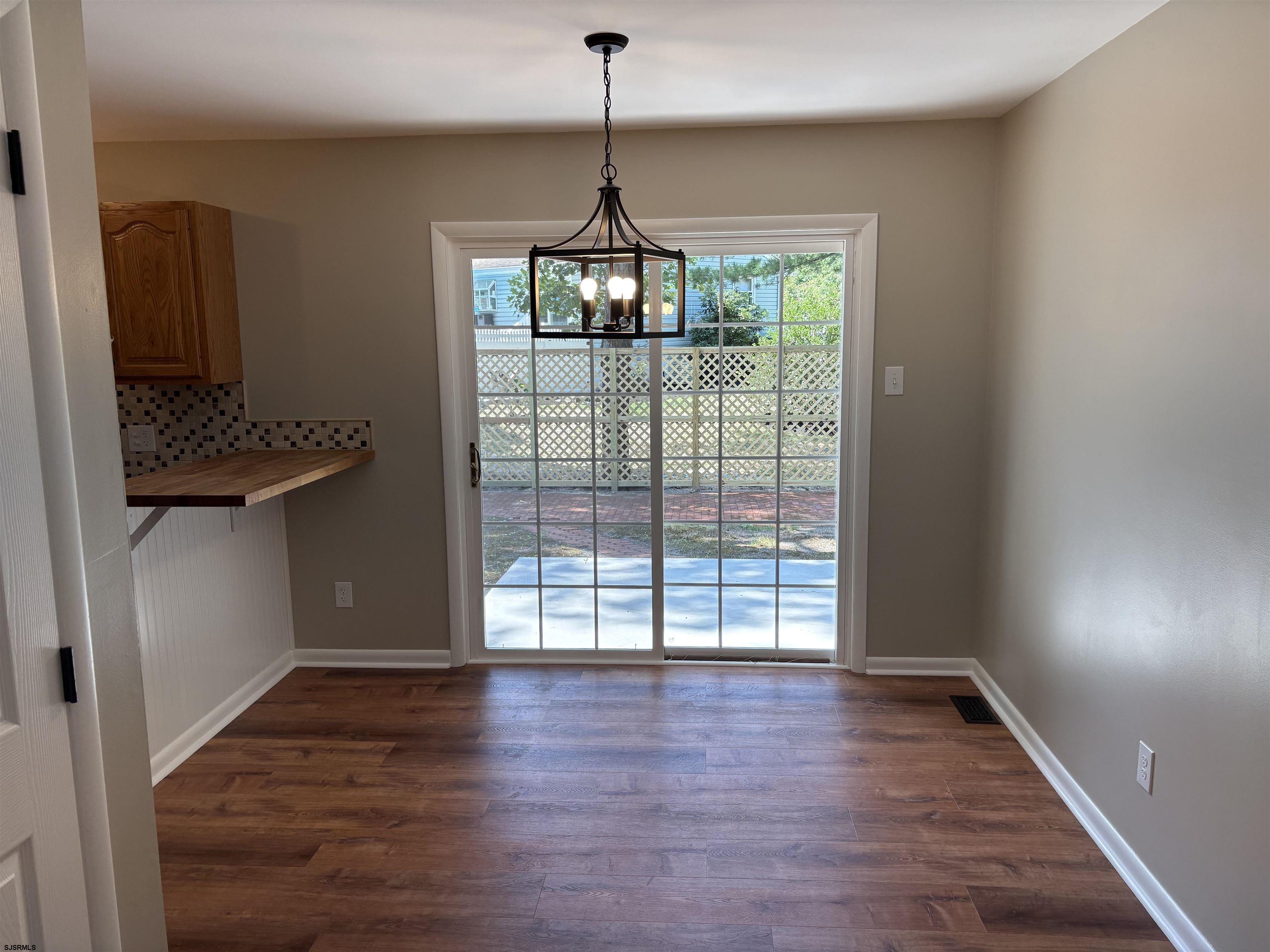 1111 Shelburne Avenue Absecon NJ 08201