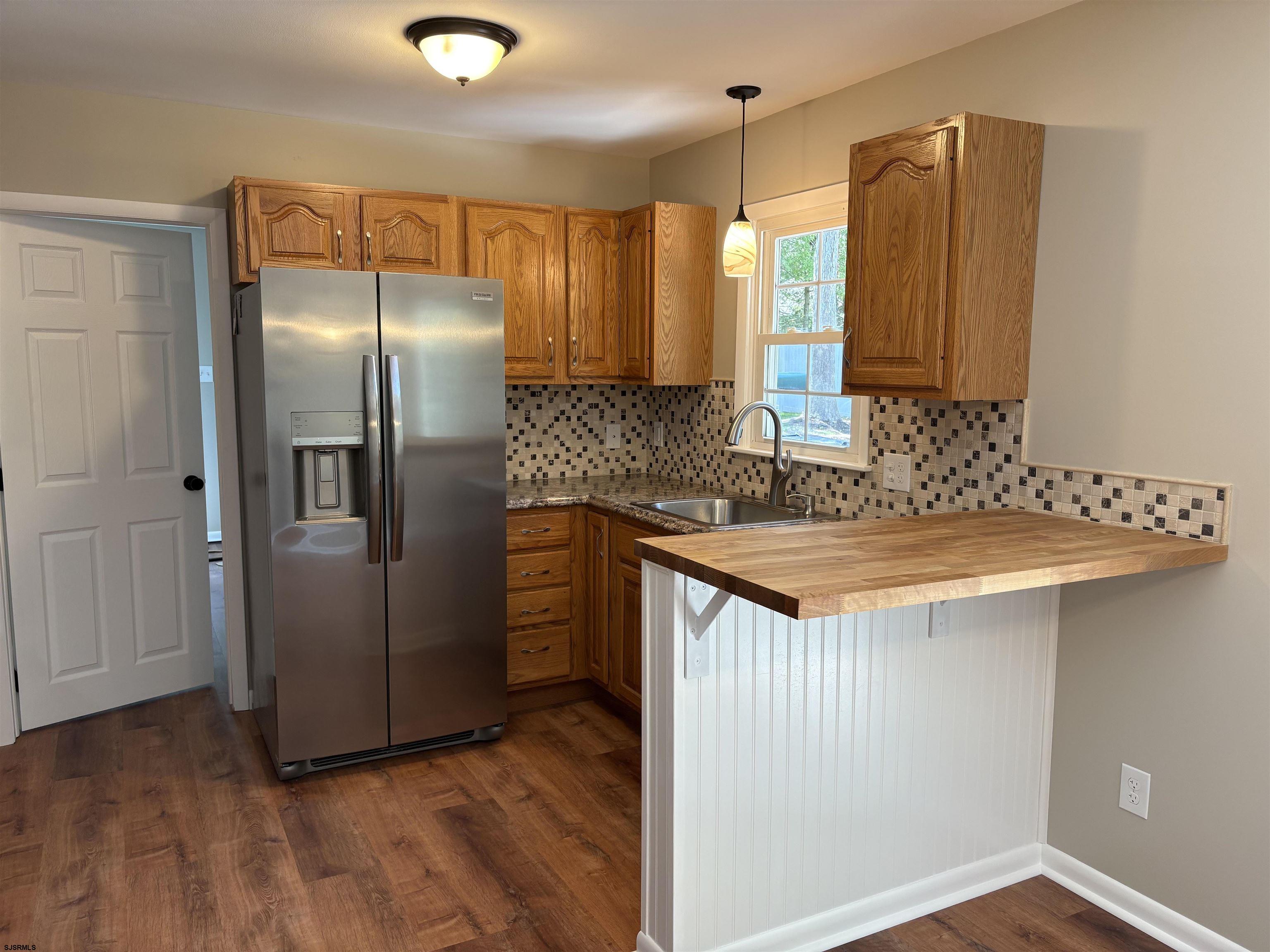 1111 Shelburne Avenue Absecon NJ 08201