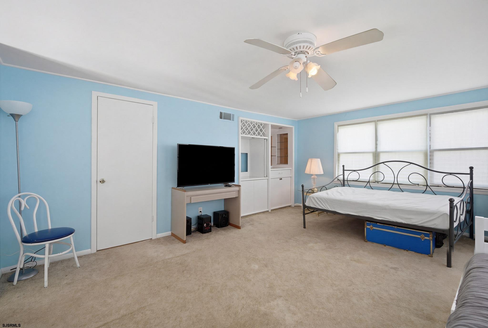 205 B N 10th Street Brigantine NJ 08203