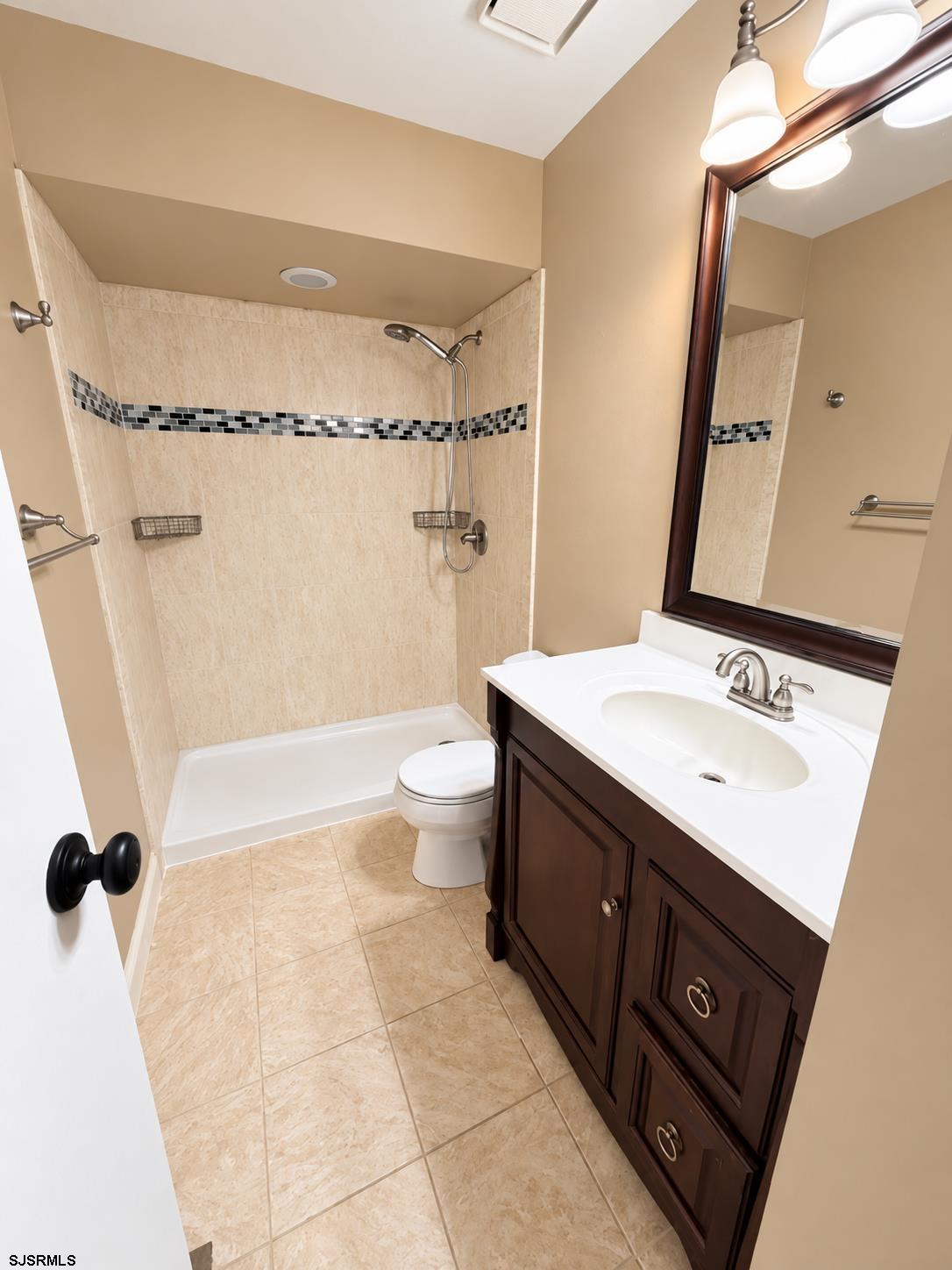 23 Allison Place Egg Harbor Township NJ 08234-8313