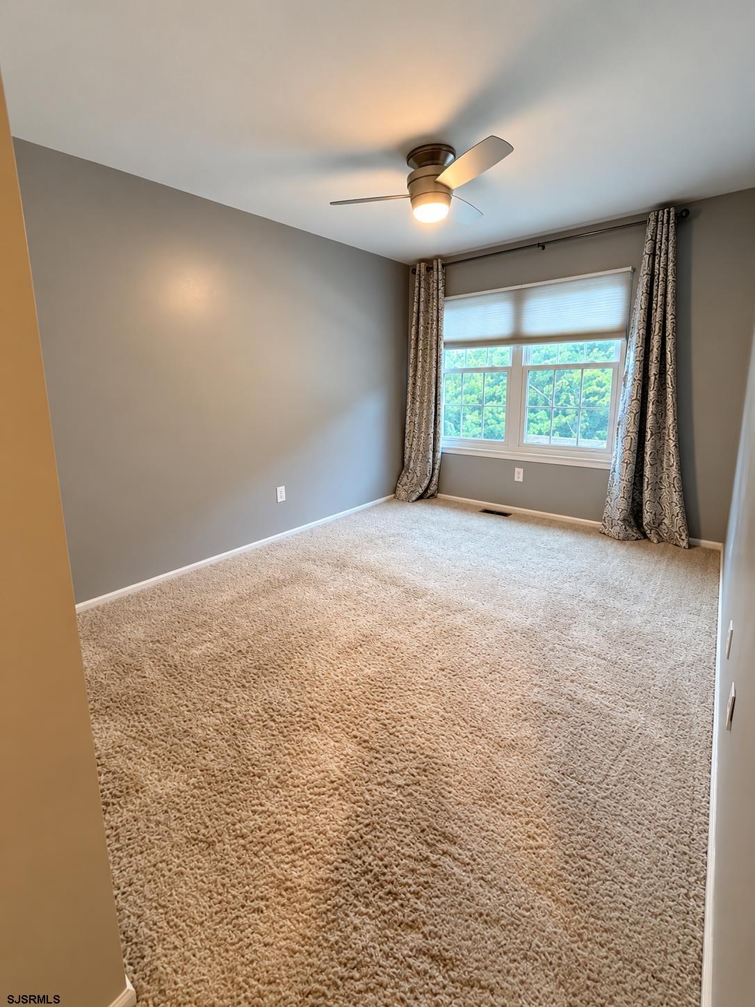 23 Allison Place Egg Harbor Township NJ 08234-8313