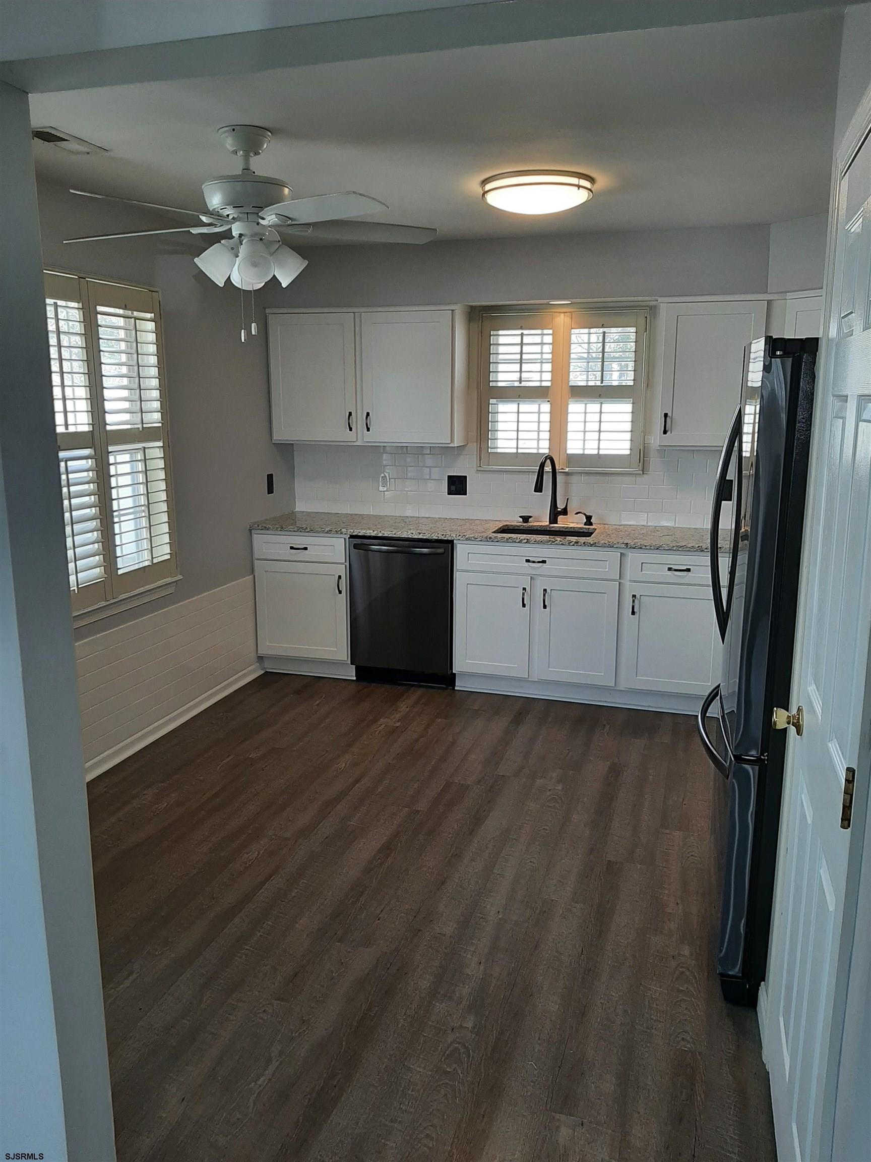 9 Pacific Avenue Somers Point NJ 08244