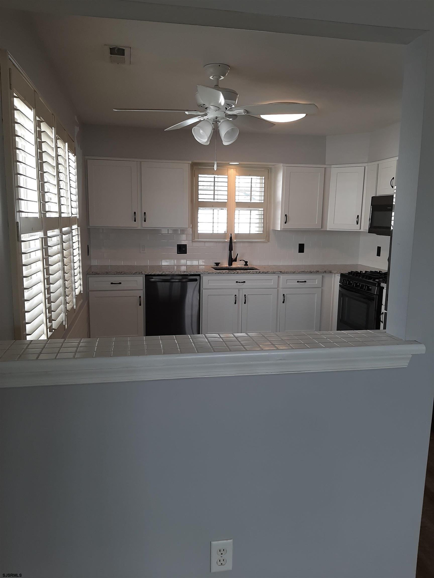 9 Pacific Avenue Somers Point NJ 08244