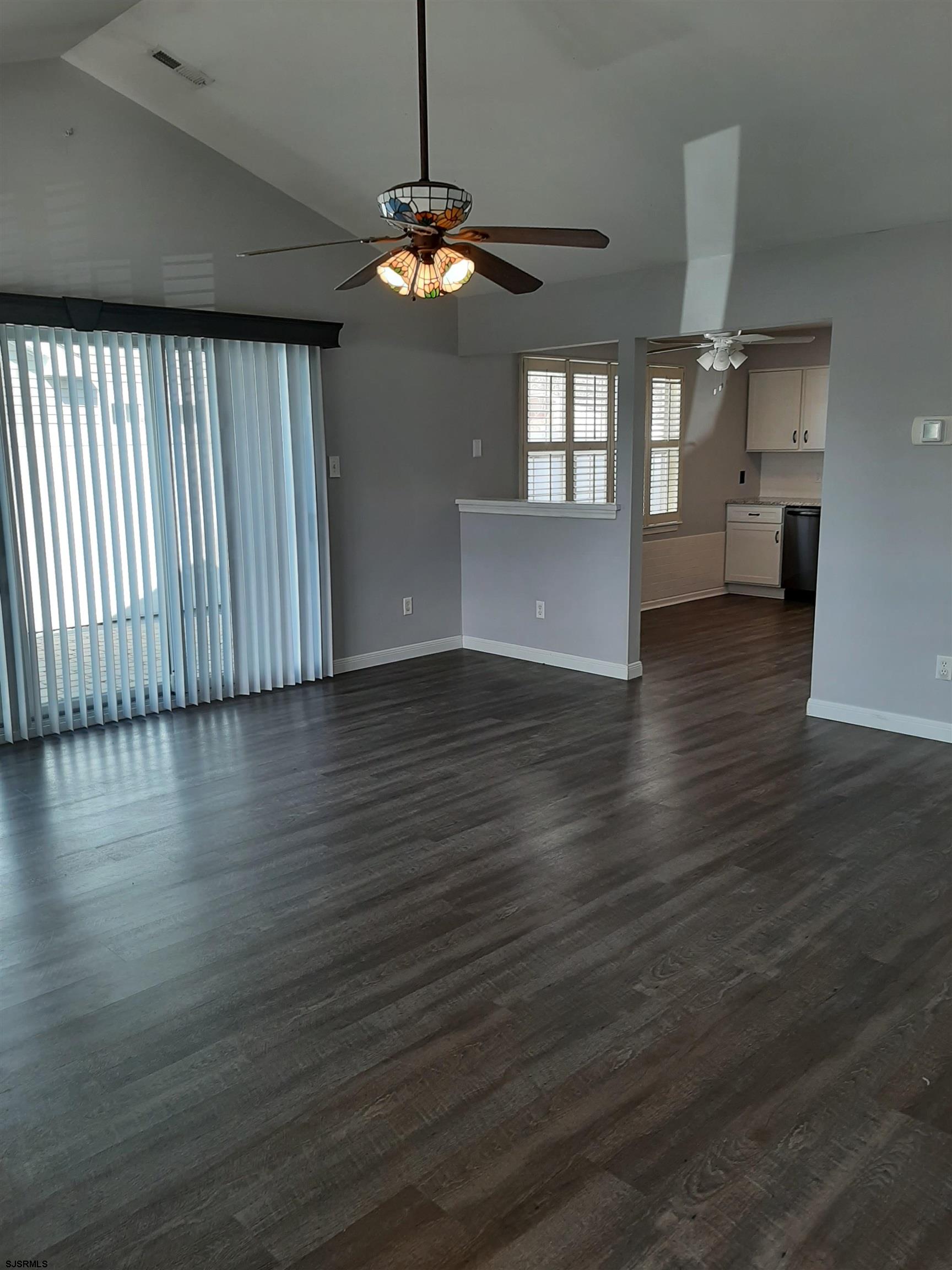 9 Pacific Avenue Somers Point NJ 08244