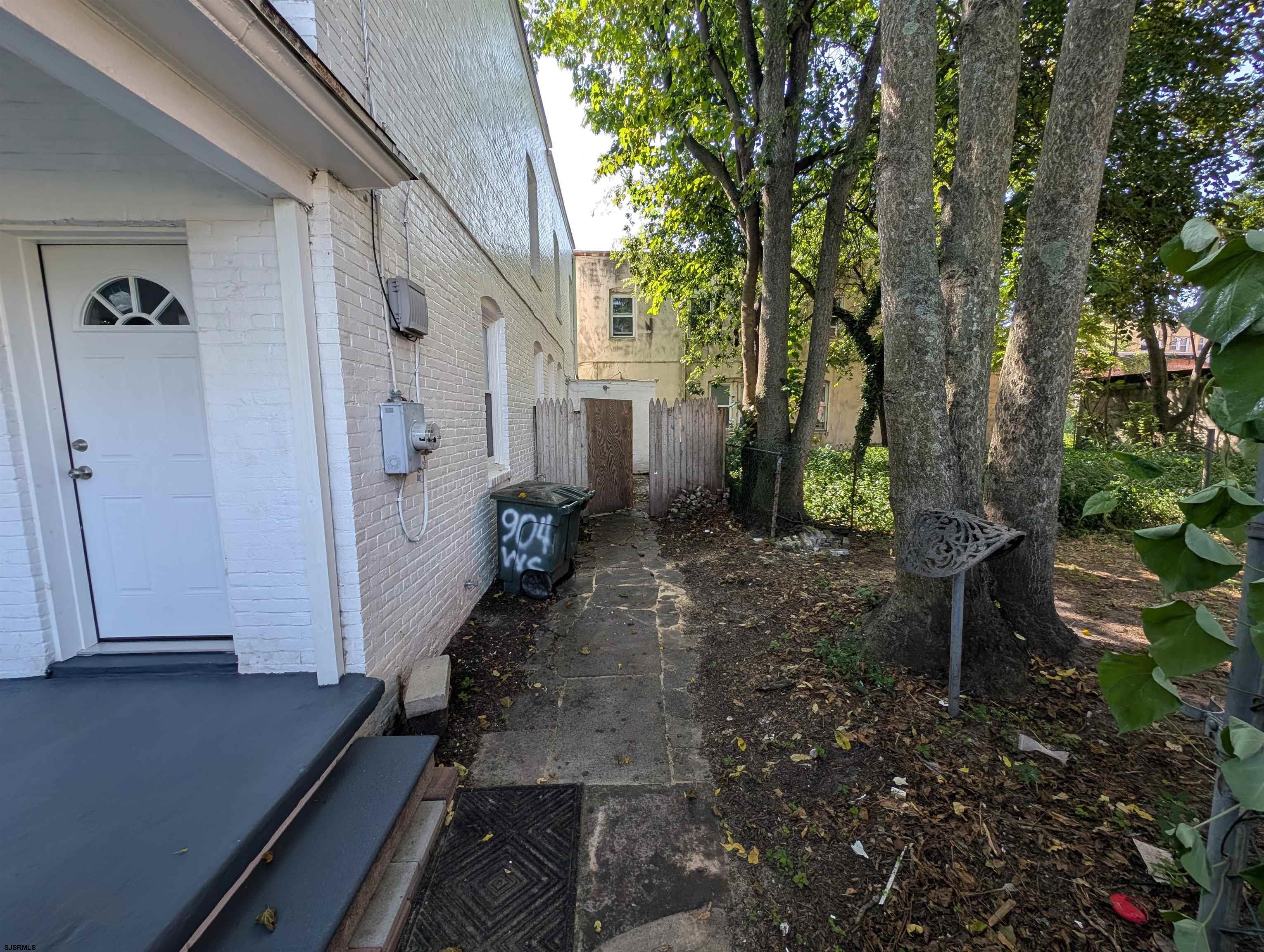 904 Westcoat Place Atlantic City NJ 08401