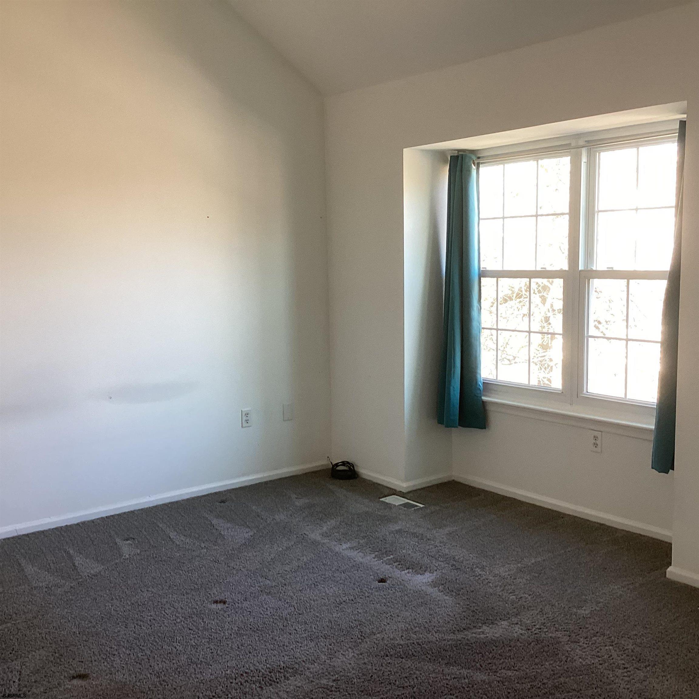 5 Fox Tail Court Somers Point NJ 08244