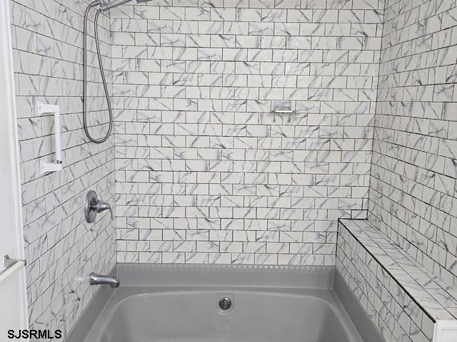 5 Fox Tail Court Somers Point NJ 08244