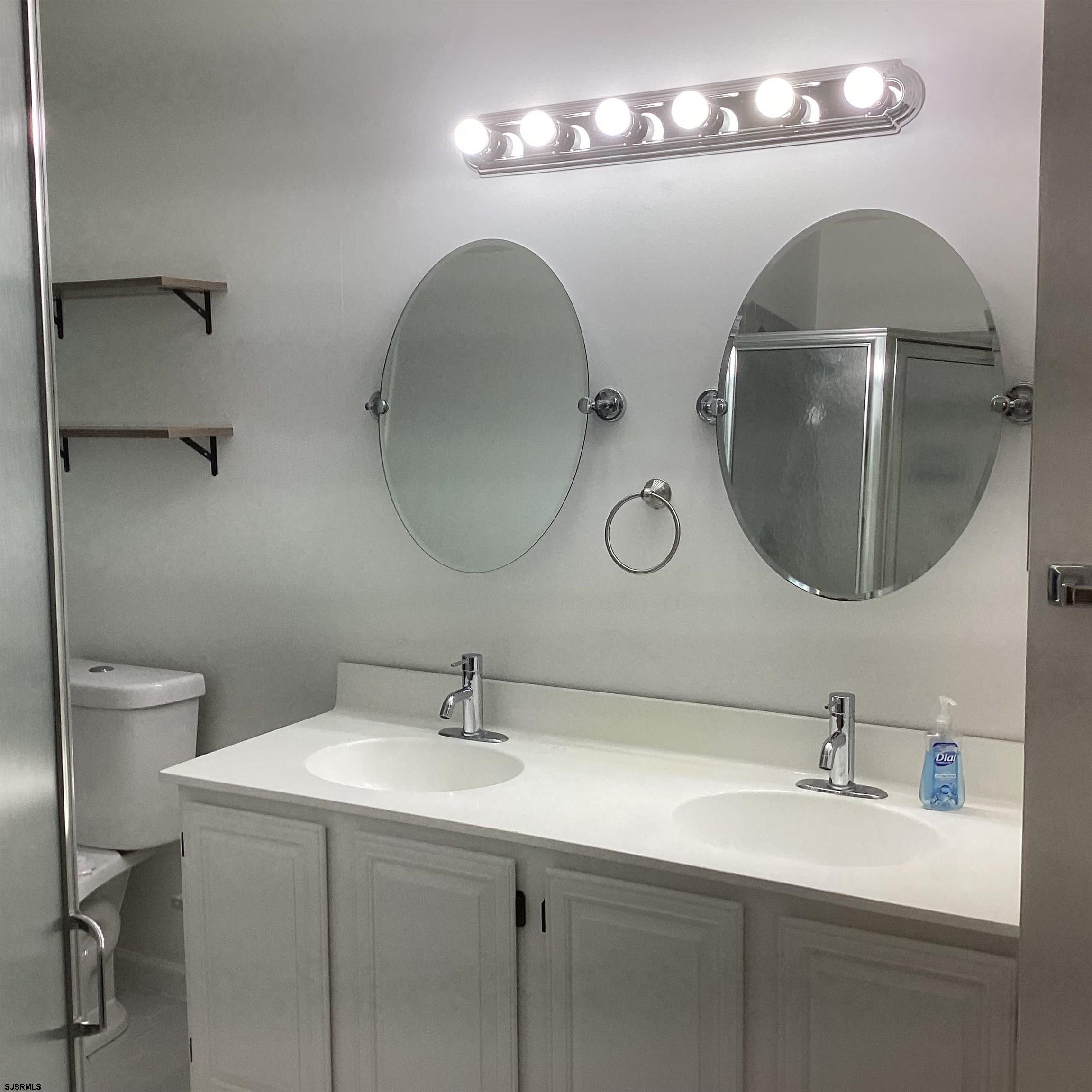 5 Fox Tail Court Somers Point NJ 08244