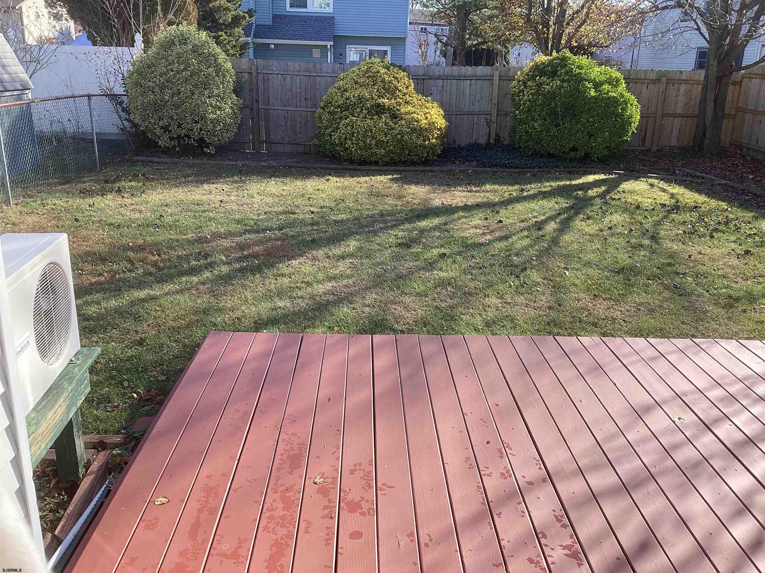 5 Fox Tail Court Somers Point NJ 08244