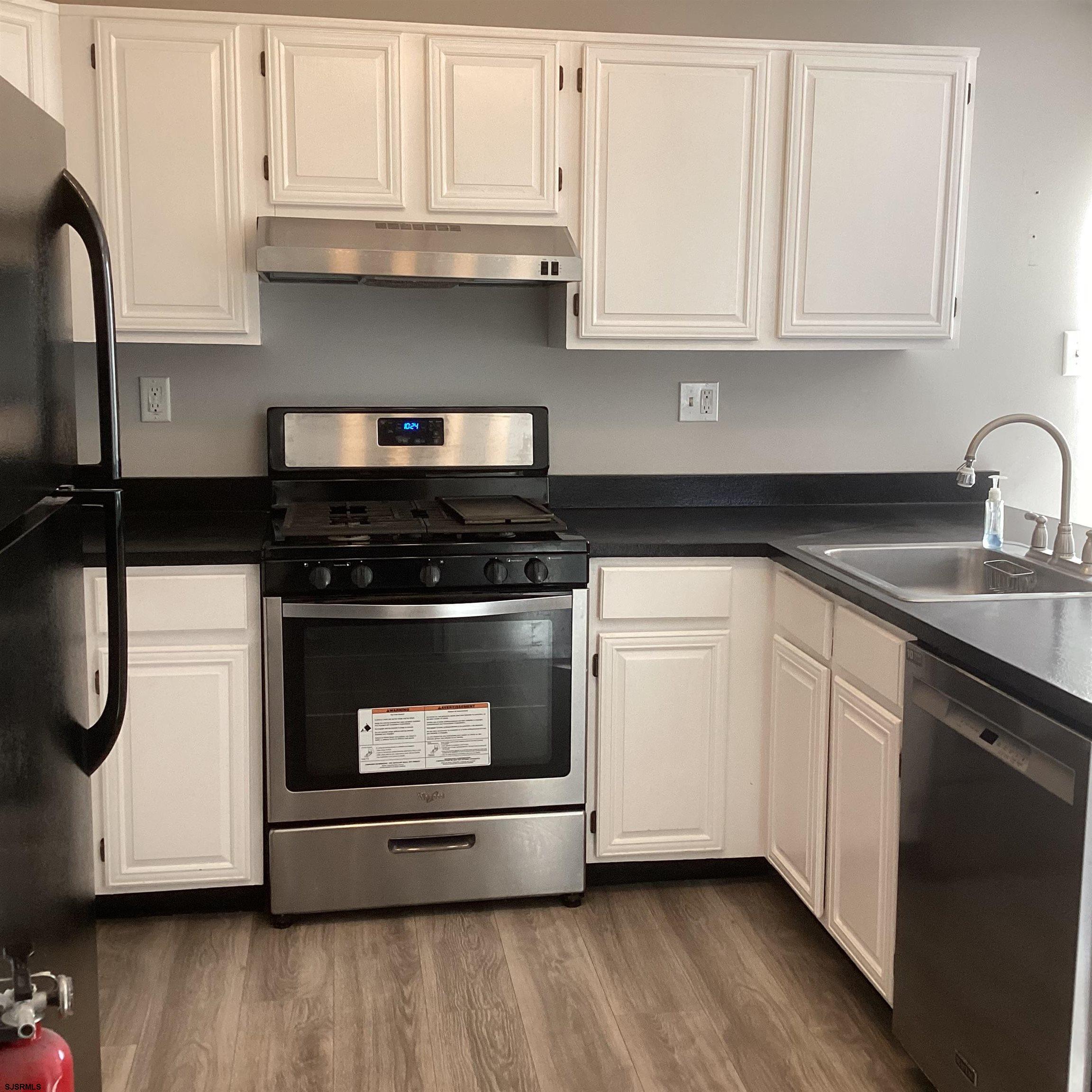 5 Fox Tail Court Somers Point NJ 08244