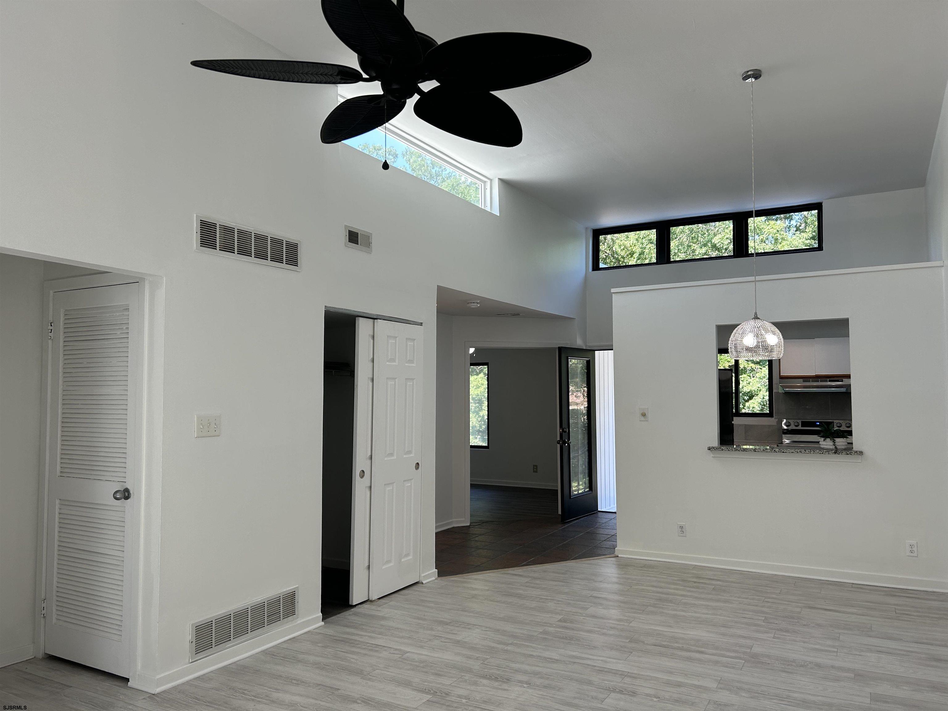 20 Tilton Club Egg Harbor Township NJ 08234