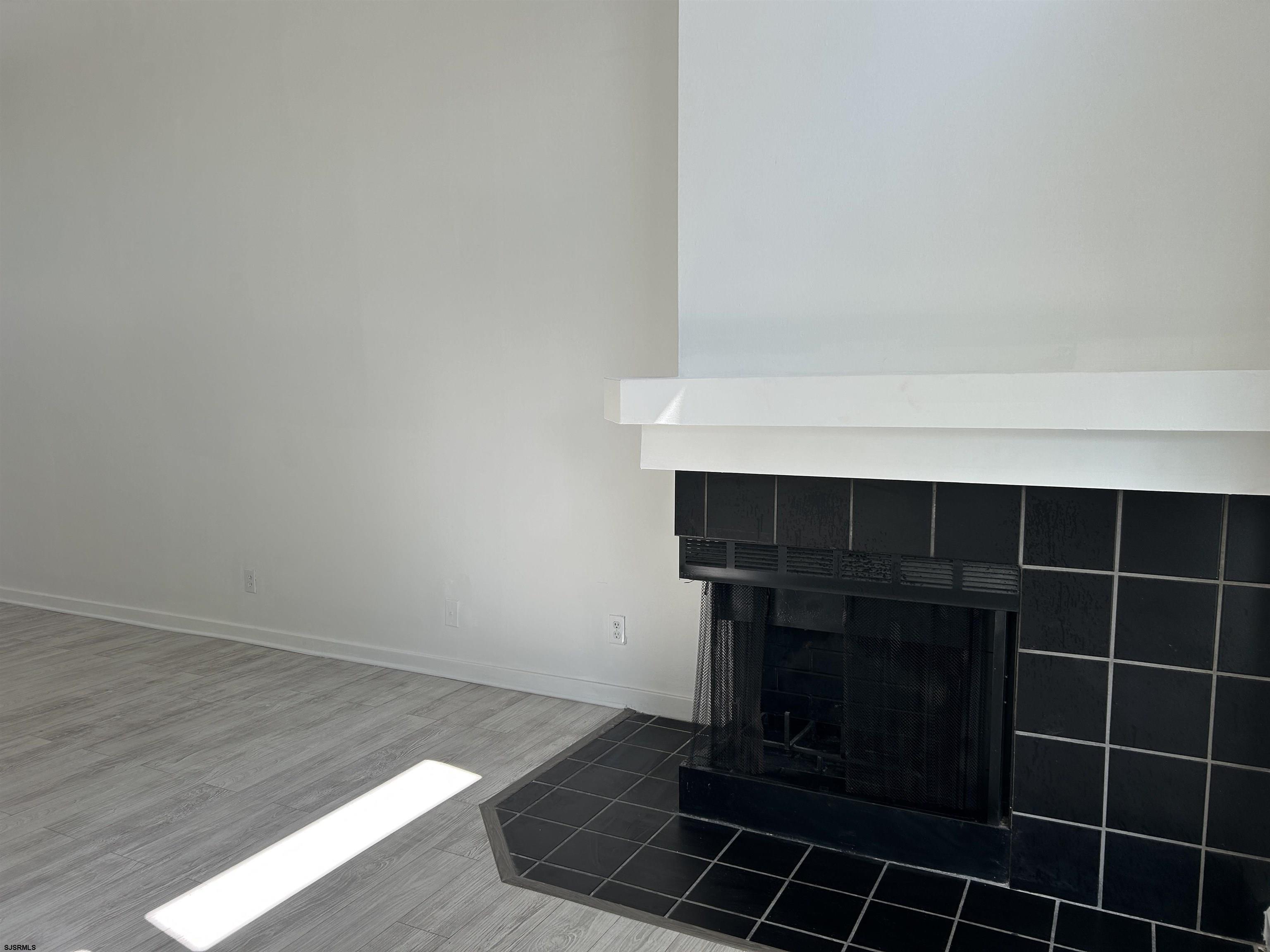 20 Tilton Club Egg Harbor Township NJ 08234