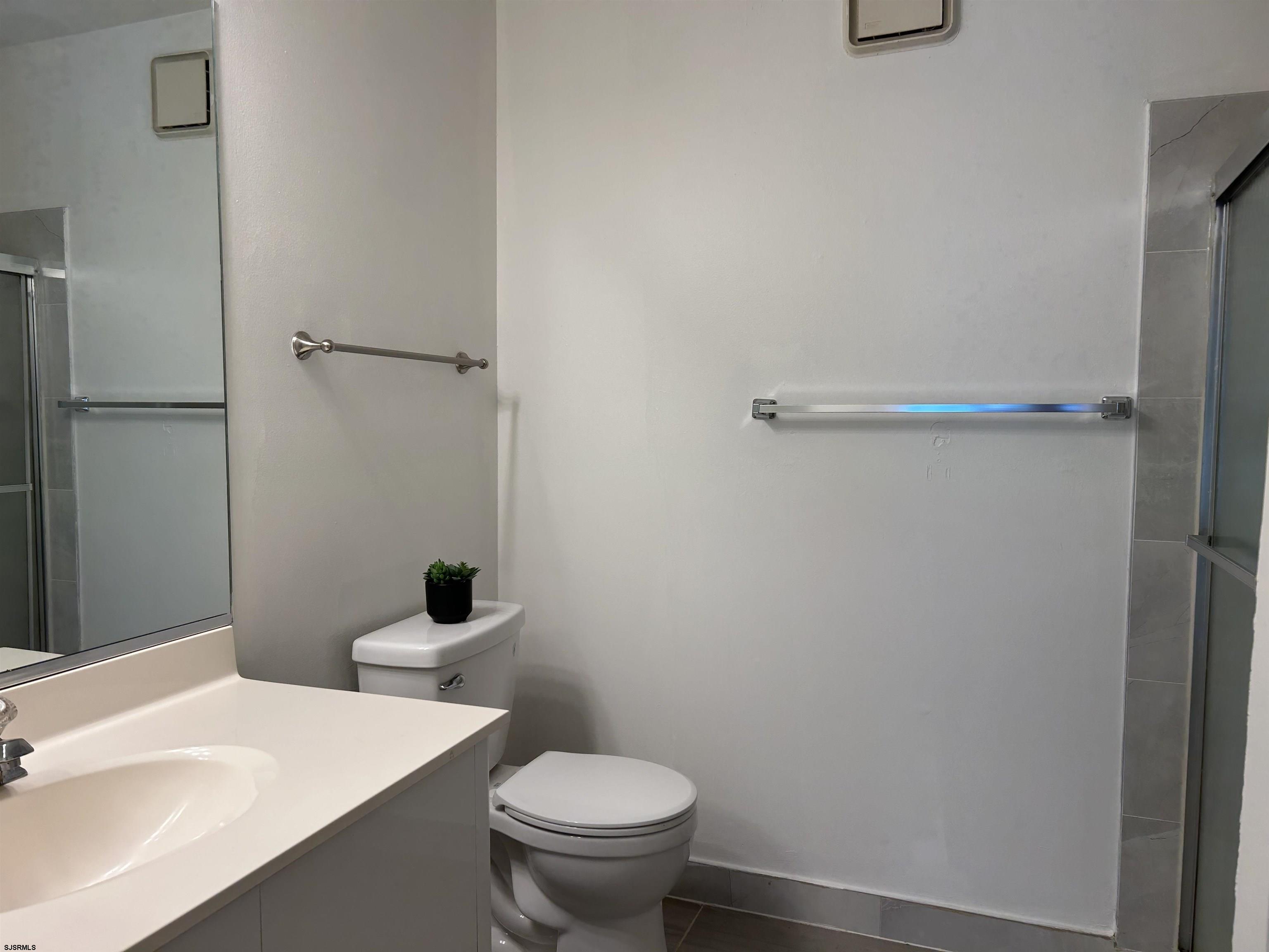 20 Tilton Club Egg Harbor Township NJ 08234
