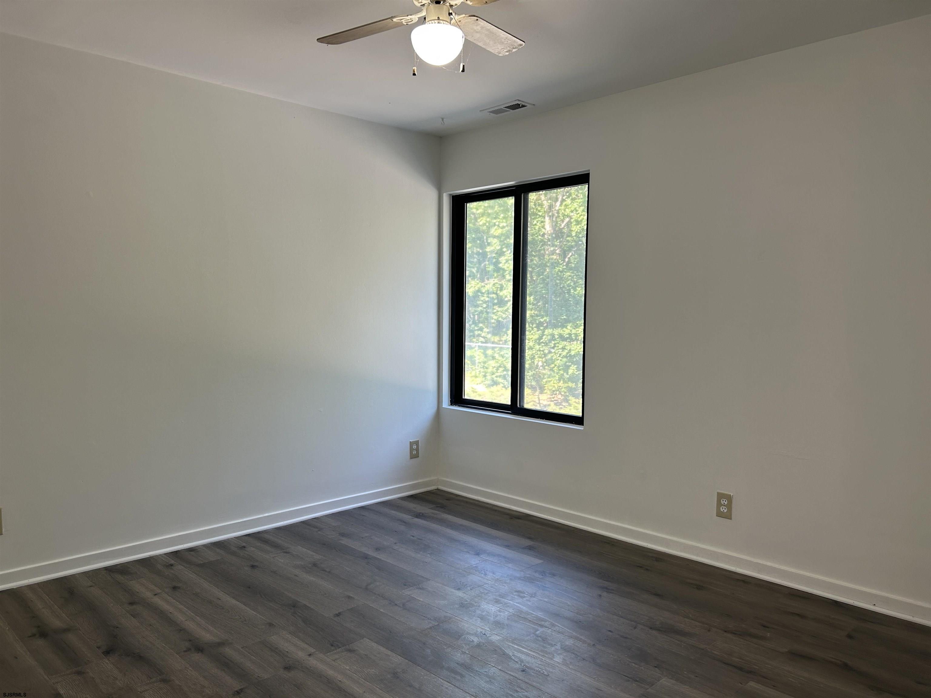 20 Tilton Club Egg Harbor Township NJ 08234