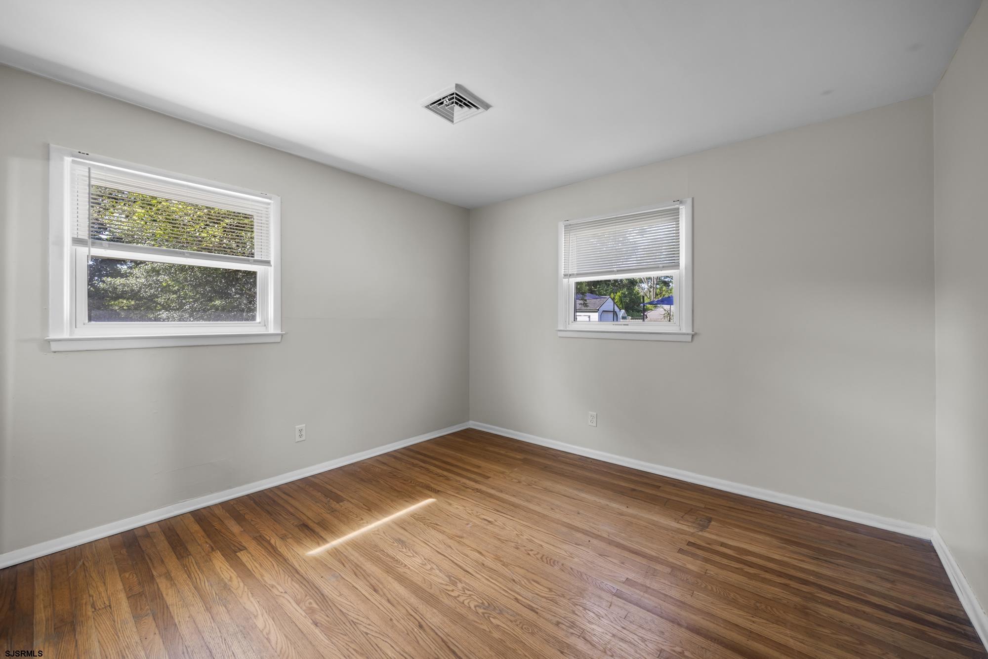 121 Osborne Avenue Somers Point NJ 08244