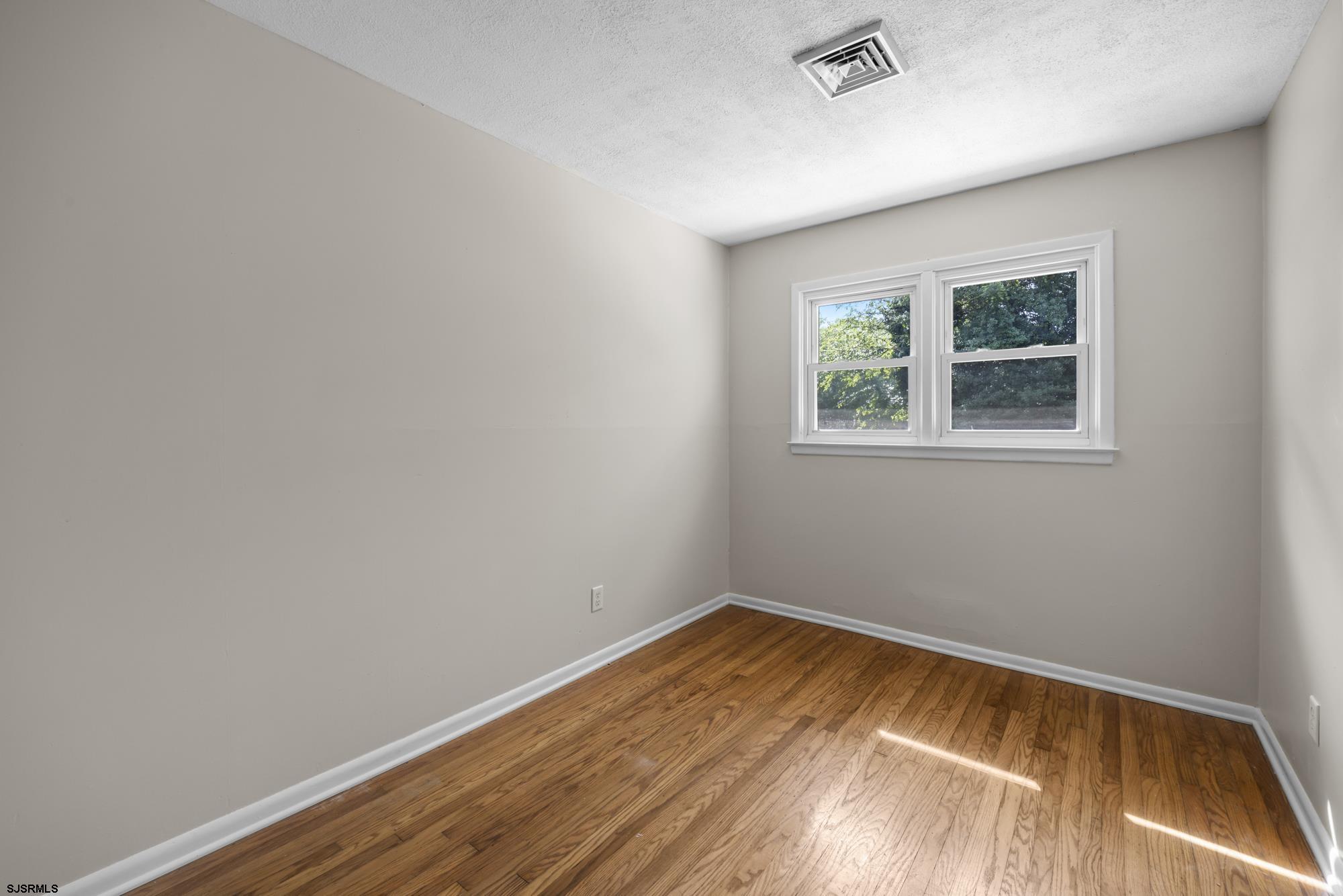 121 Osborne Avenue Somers Point NJ 08244
