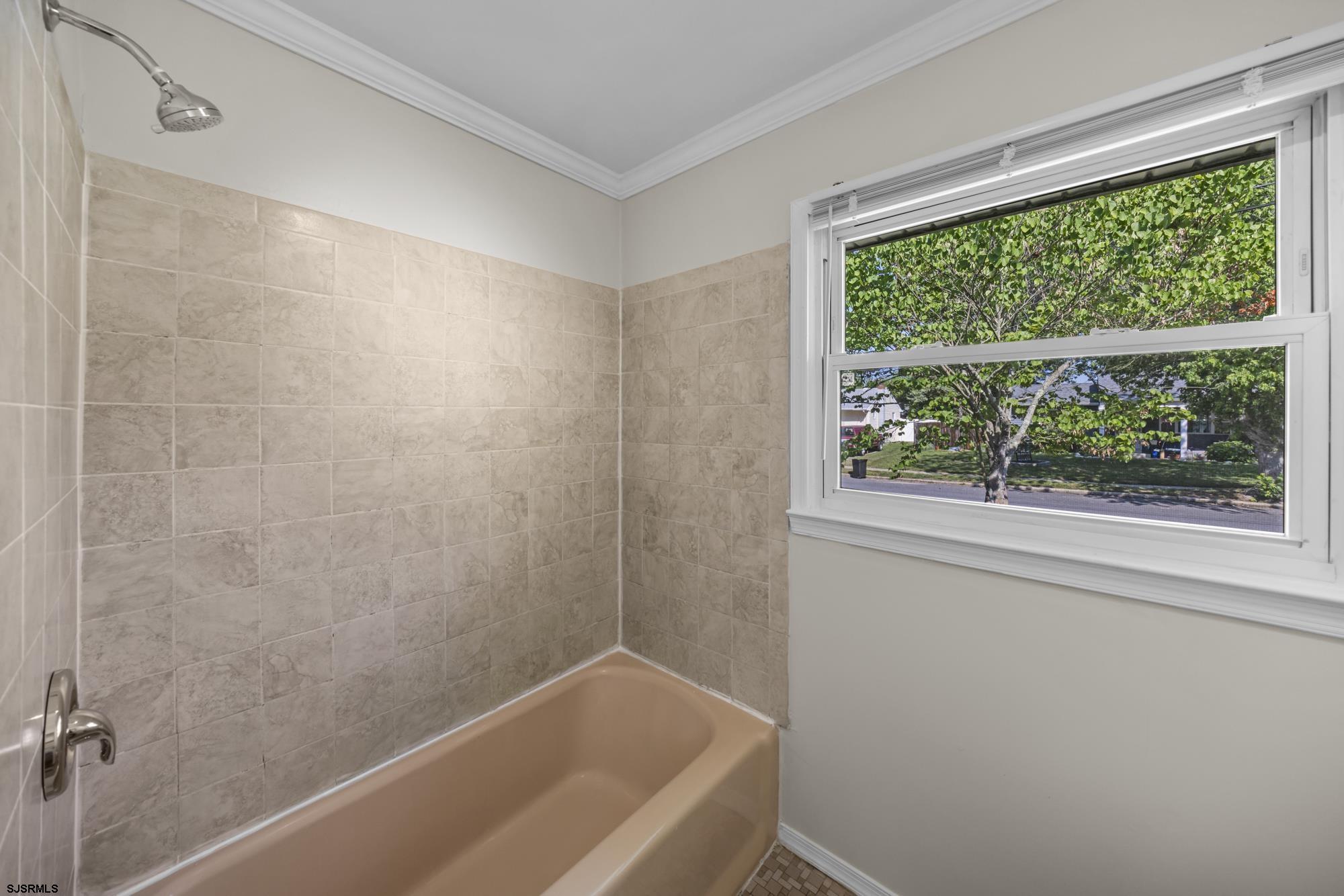 121 Osborne Avenue Somers Point NJ 08244