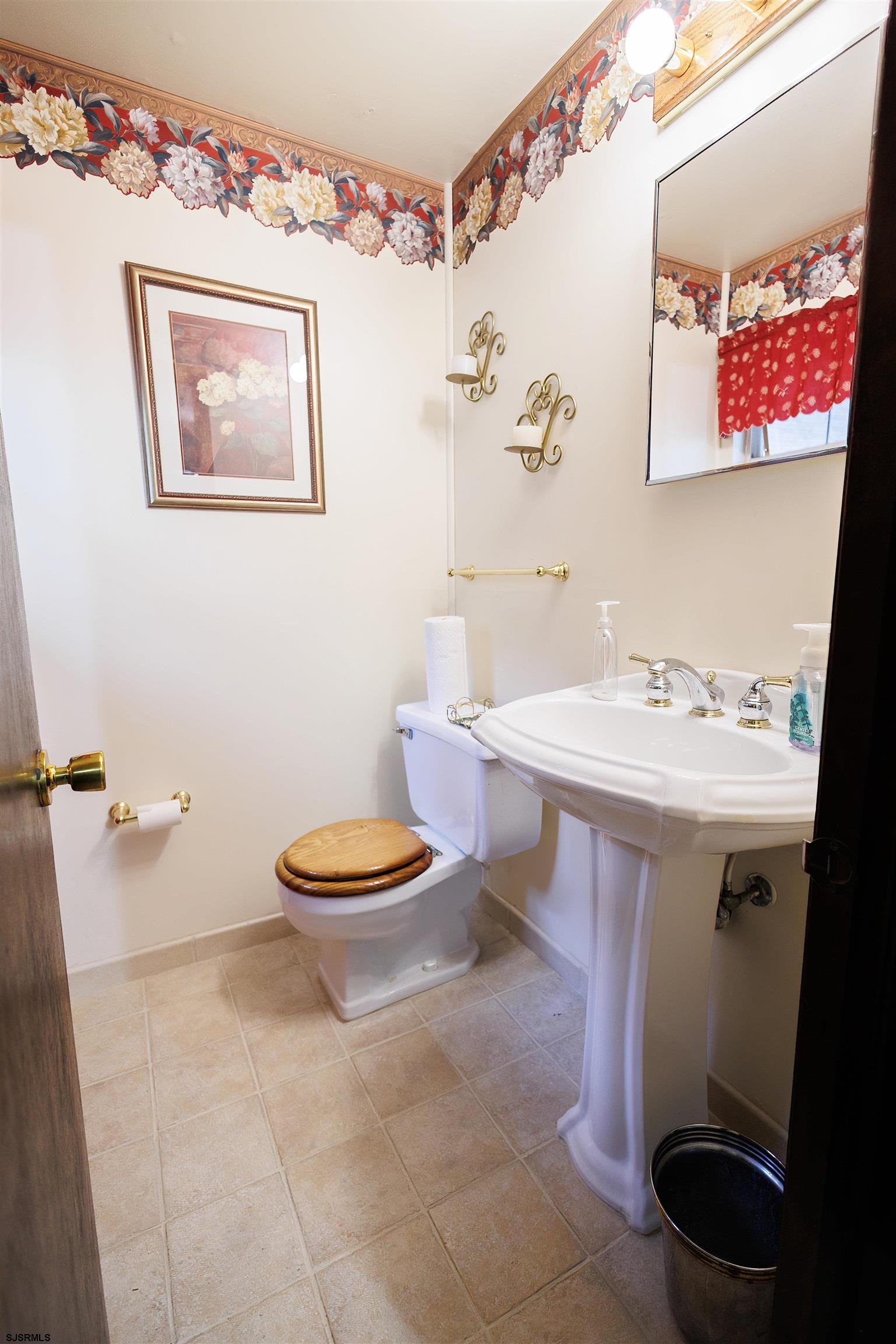 2294 Linden Avenue Atco NJ 08004
