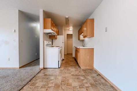 2409 4th Avenue N Moorhead MN 56560