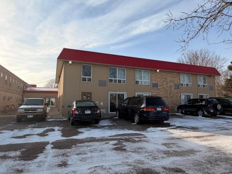1923 Dover Street Worthington MN 56187