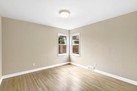 3821 W Broadway Avenue Robbinsdale MN 55422