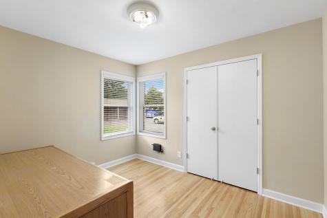 3821 W Broadway Avenue Robbinsdale MN 55422
