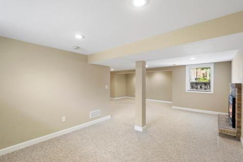 3821 W Broadway Avenue Robbinsdale MN 55422