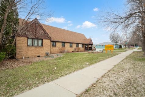 911 11th Avenue NW Rochester MN 55901