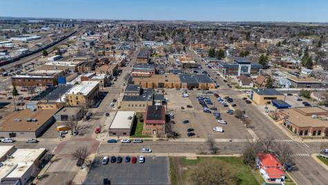 115 1st Ave E Dickinson ND 58601