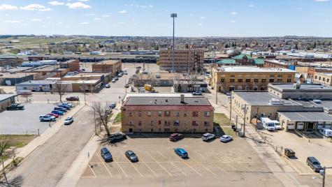 115 1st Ave E Dickinson ND 58601
